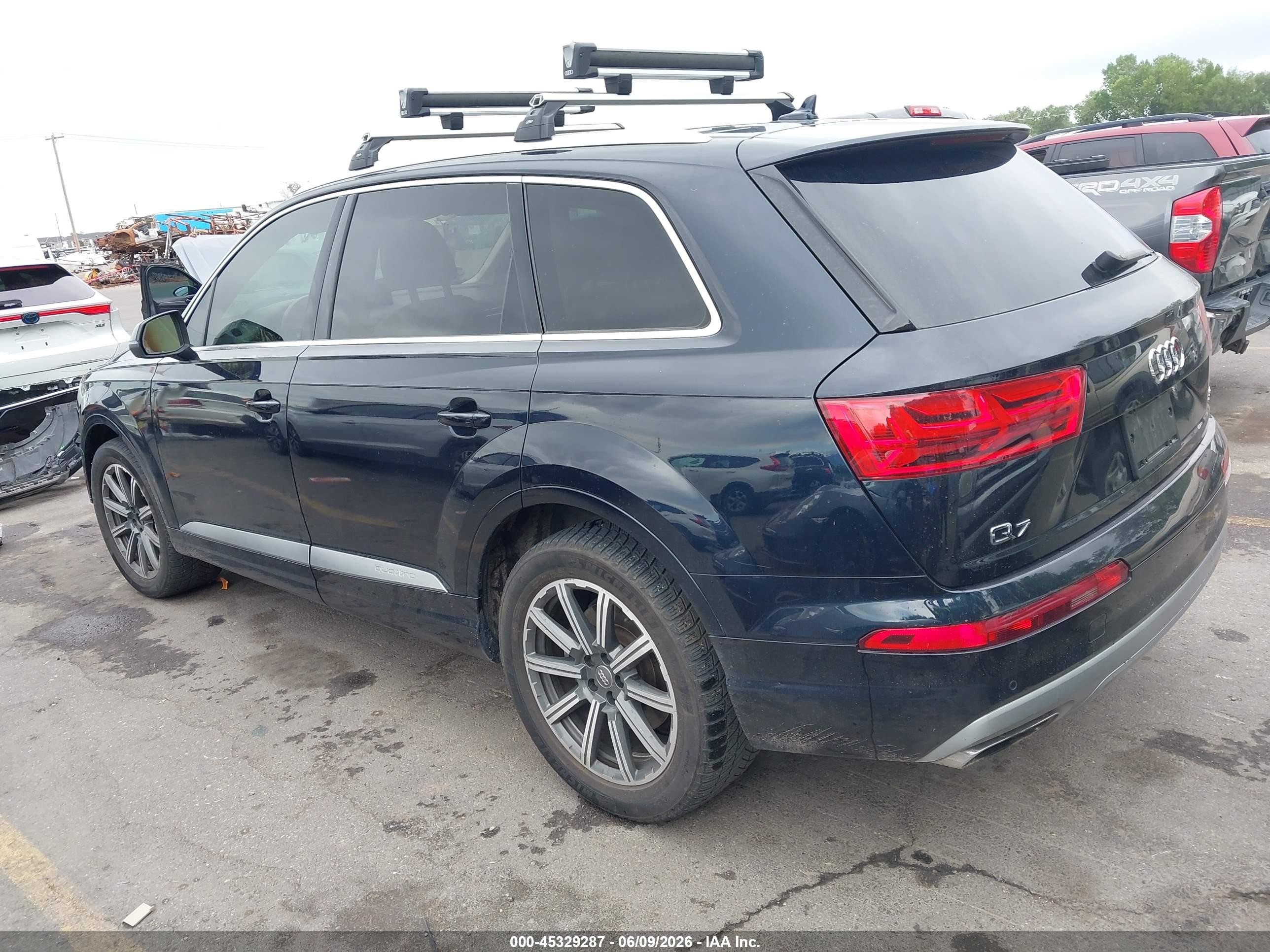 2017 Audi Q7 VIN WA1LAAF79HD028771 IAAI salvage auction — Front End, Salvage (Utah), sold $6,000 on 2026-07-02 (photo 3)