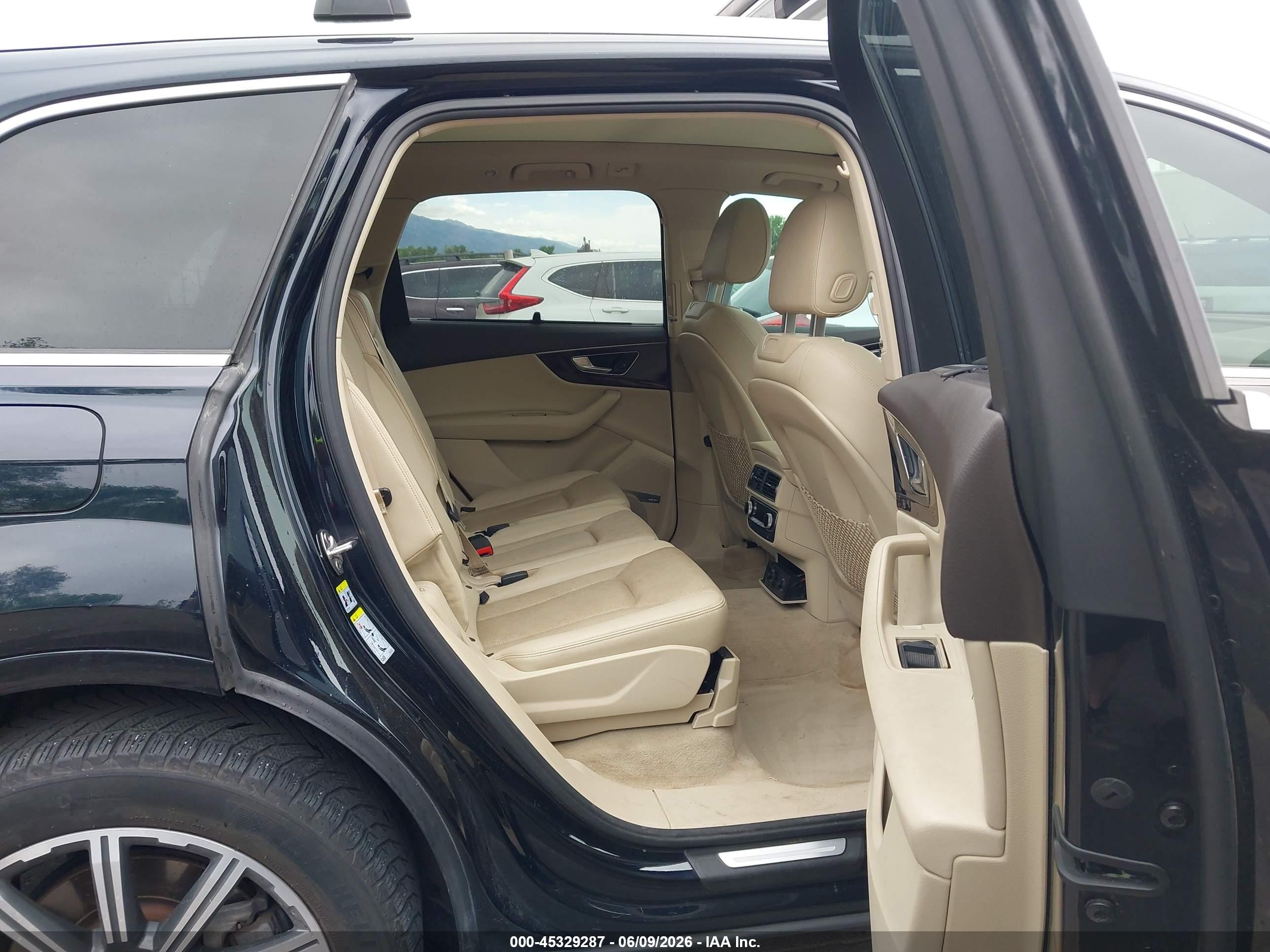 2017 Audi Q7 VIN WA1LAAF79HD028771 IAAI salvage auction — Front End, Salvage (Utah), sold $6,000 on 2026-07-02 (photo 8)