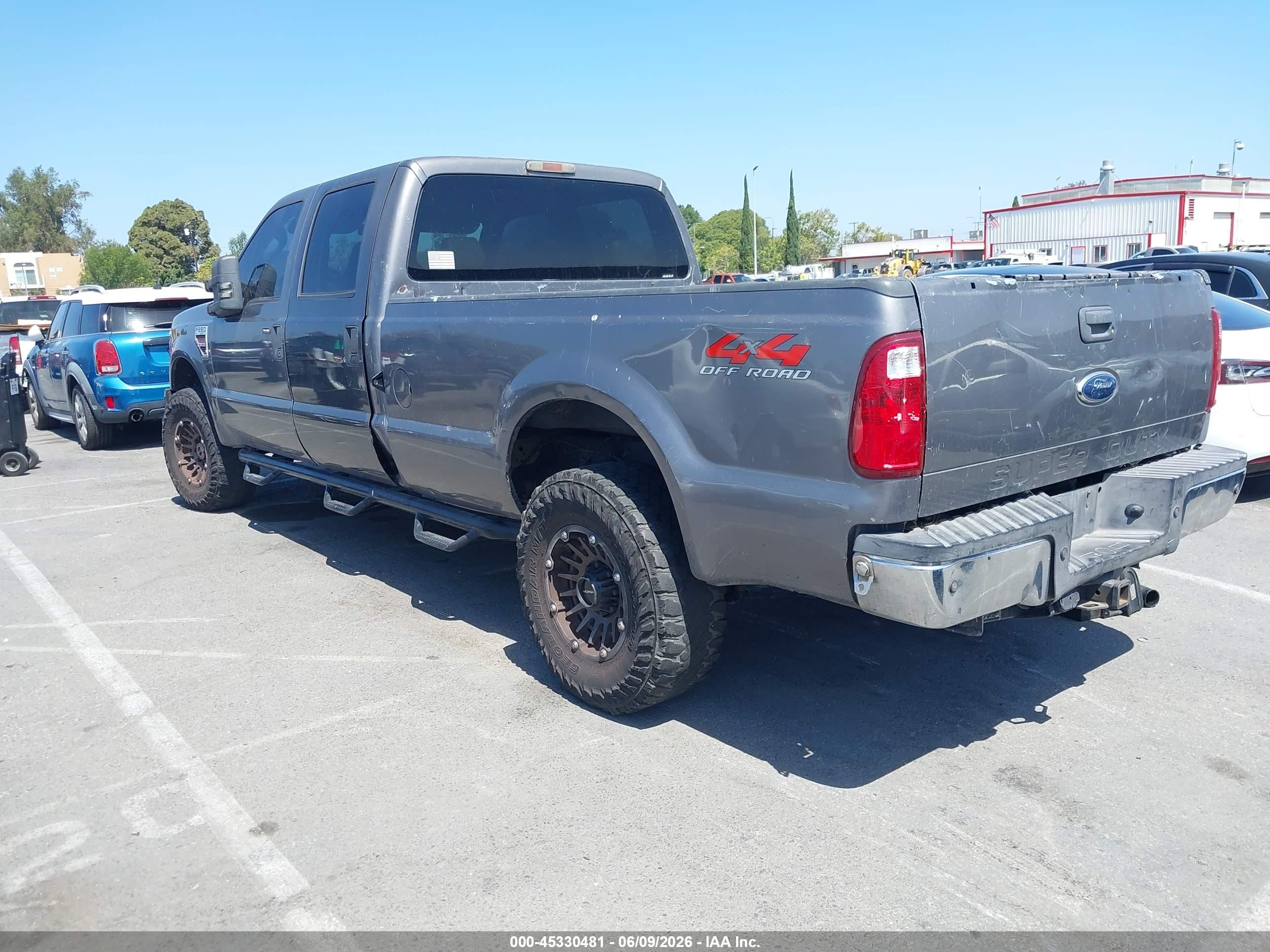 2009 Ford F-550 Super Duty VIN 1FTSW21R49EA54353 IAAI salvage auction — Normal Wear, Clear - Dealer Only (California), sold $400 on 2026-07-09 (photo 3)