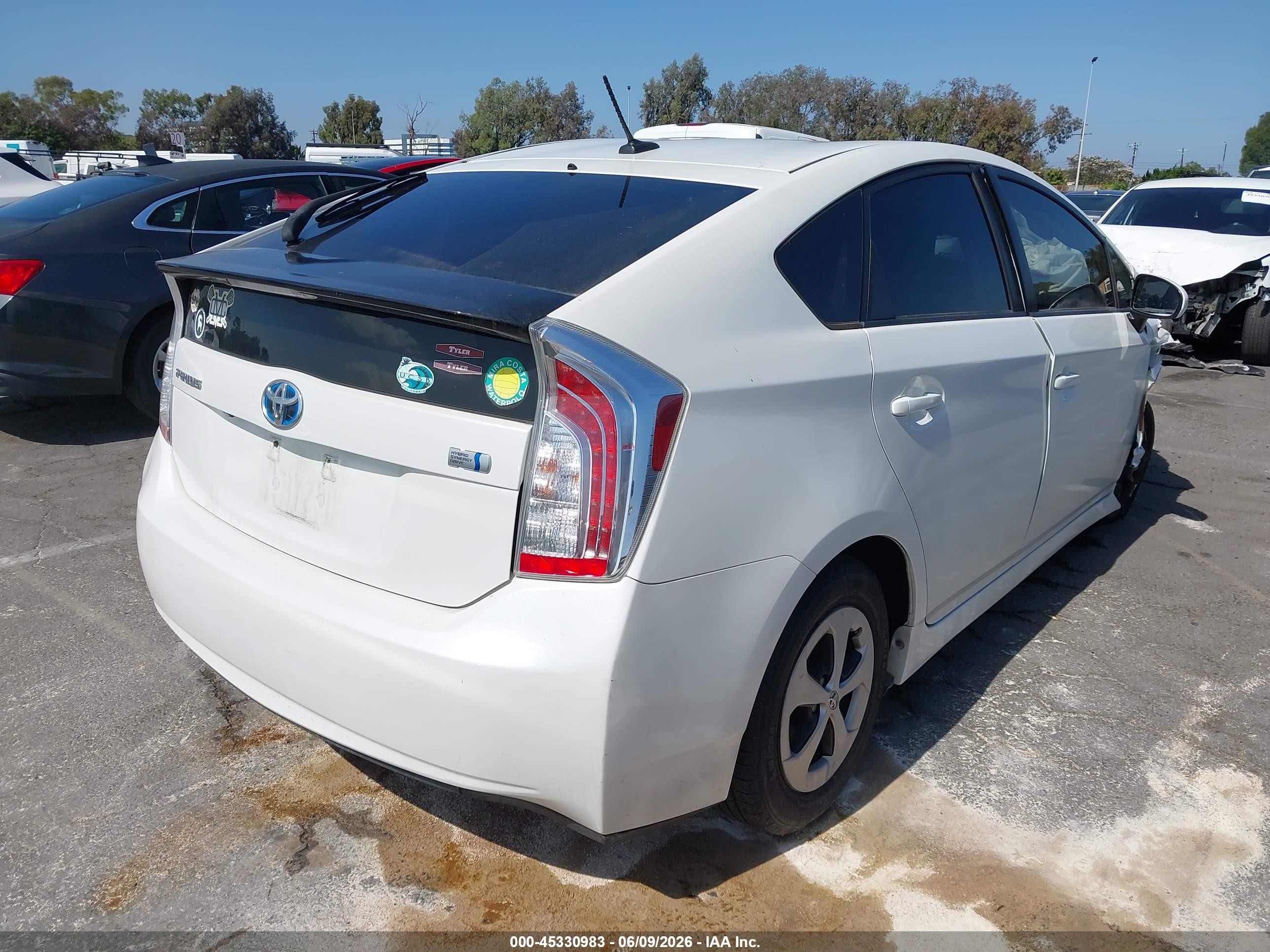 2012 Toyota Prius VIN JTDKN3DU8C1612762 IAAI salvage auction — Normal Wear, Salvage (California), sold $2,725 on 2026-07-06 (photo 4)