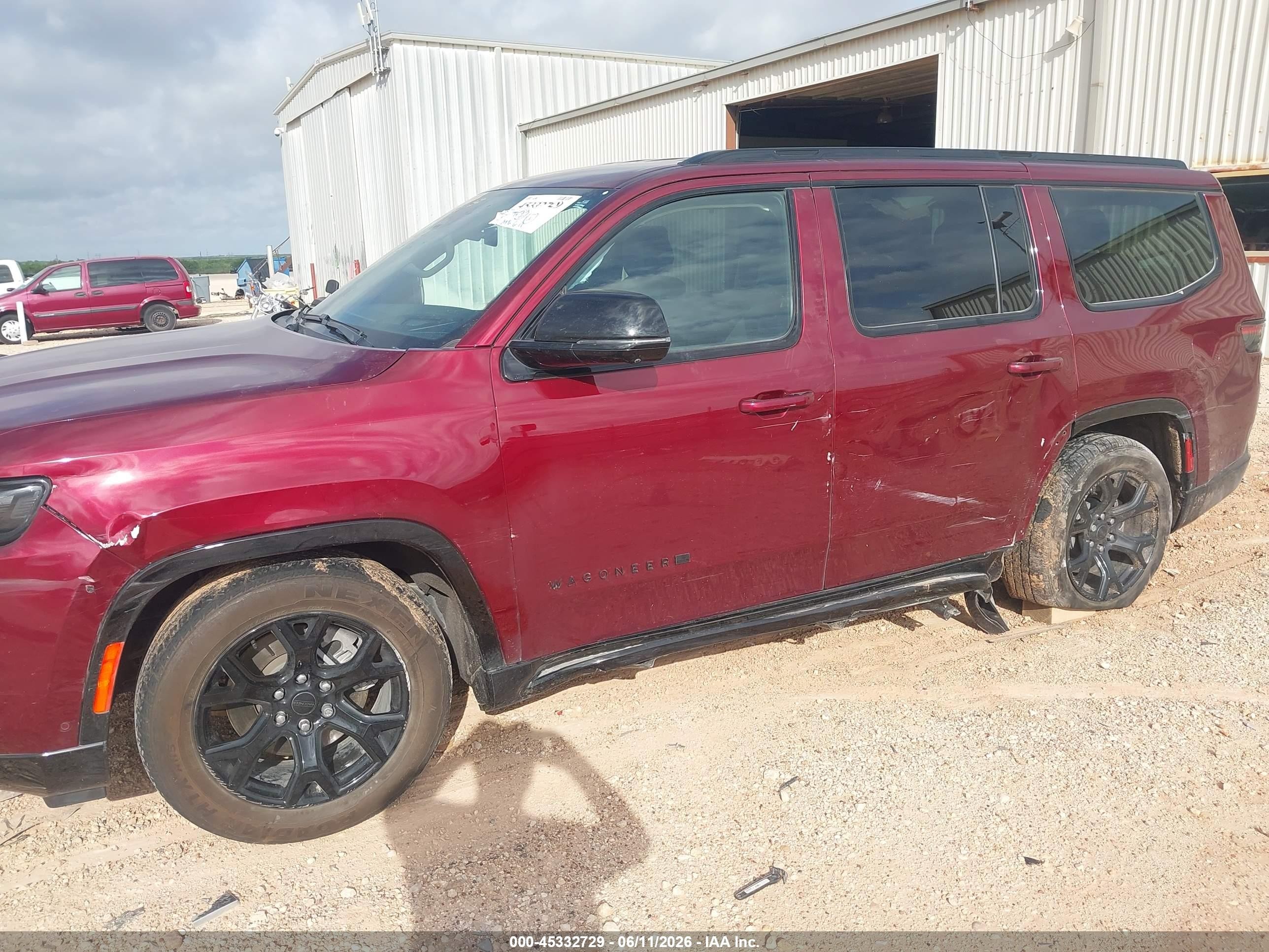 2025 Jeep Grand wagoneer VIN 1C4SJVBP2SS503999 IAAI salvage auction — Side, Original (Texas), sold $18,250 on 2026-08-13 (photo 6)