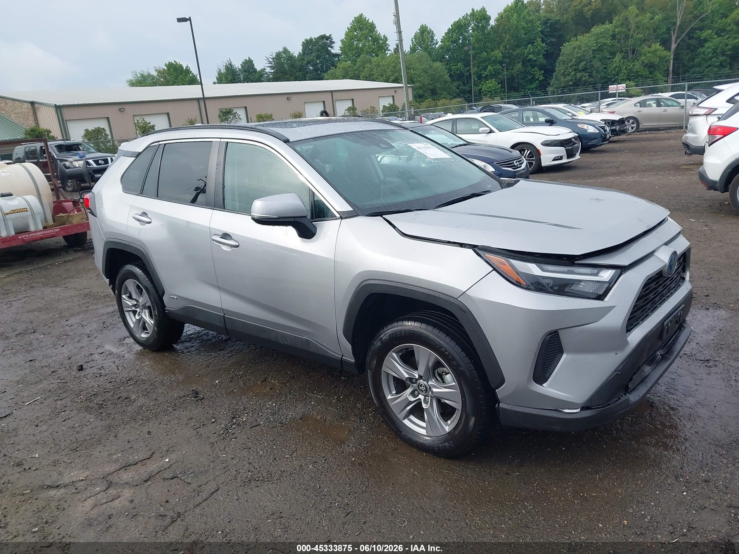 2024 Toyota RAV4 Hybrid VIN 2T3RWRFV5RW229814 — IAAI salvage auction photo