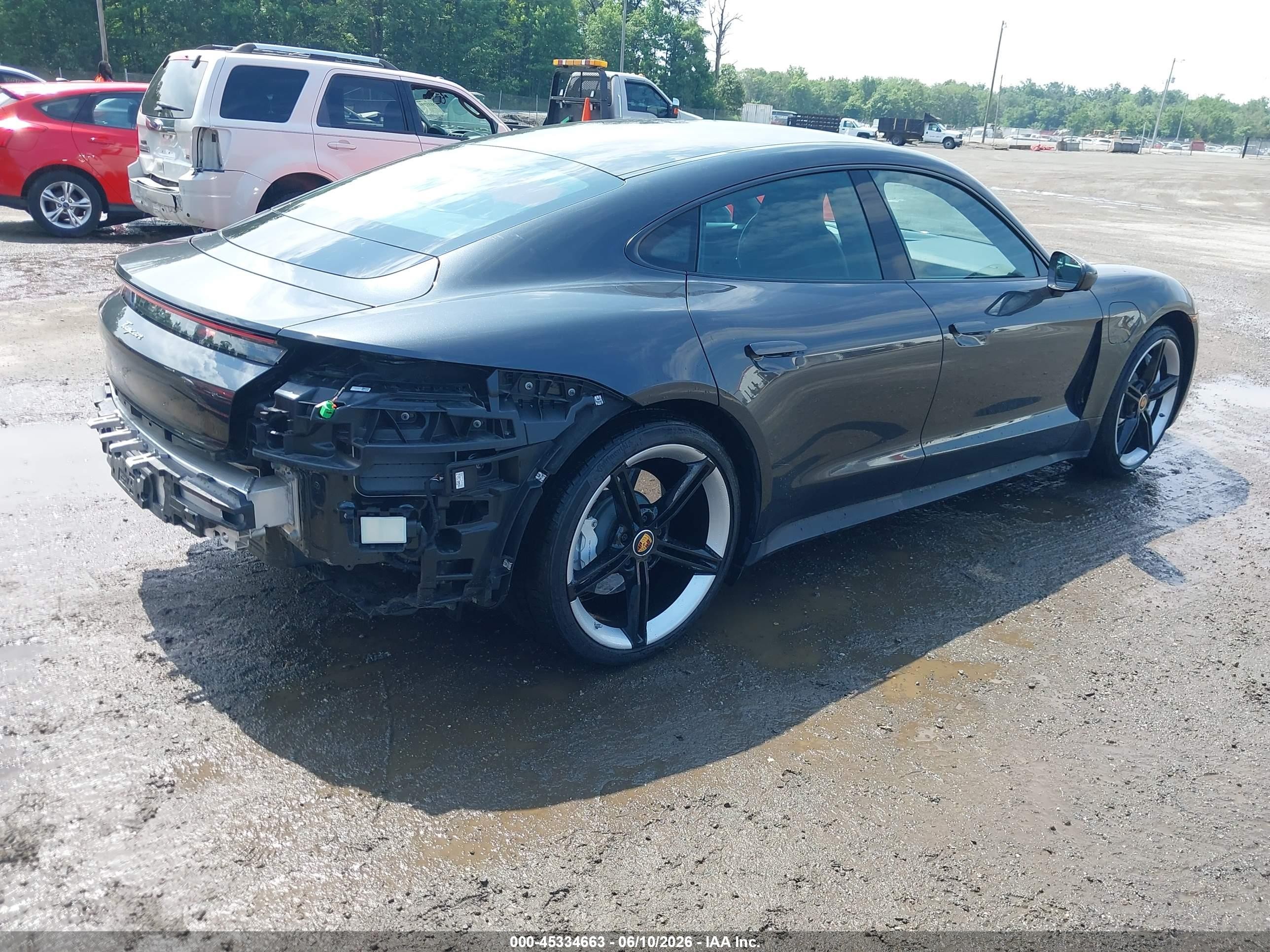 2022 Porsche Taycan VIN WP0AA2Y13NSA16721 IAAI salvage auction — Rear End, Salvage - 75% Or Less (Maryland), sold $31,500 on 2026-08-26 (photo 4)
