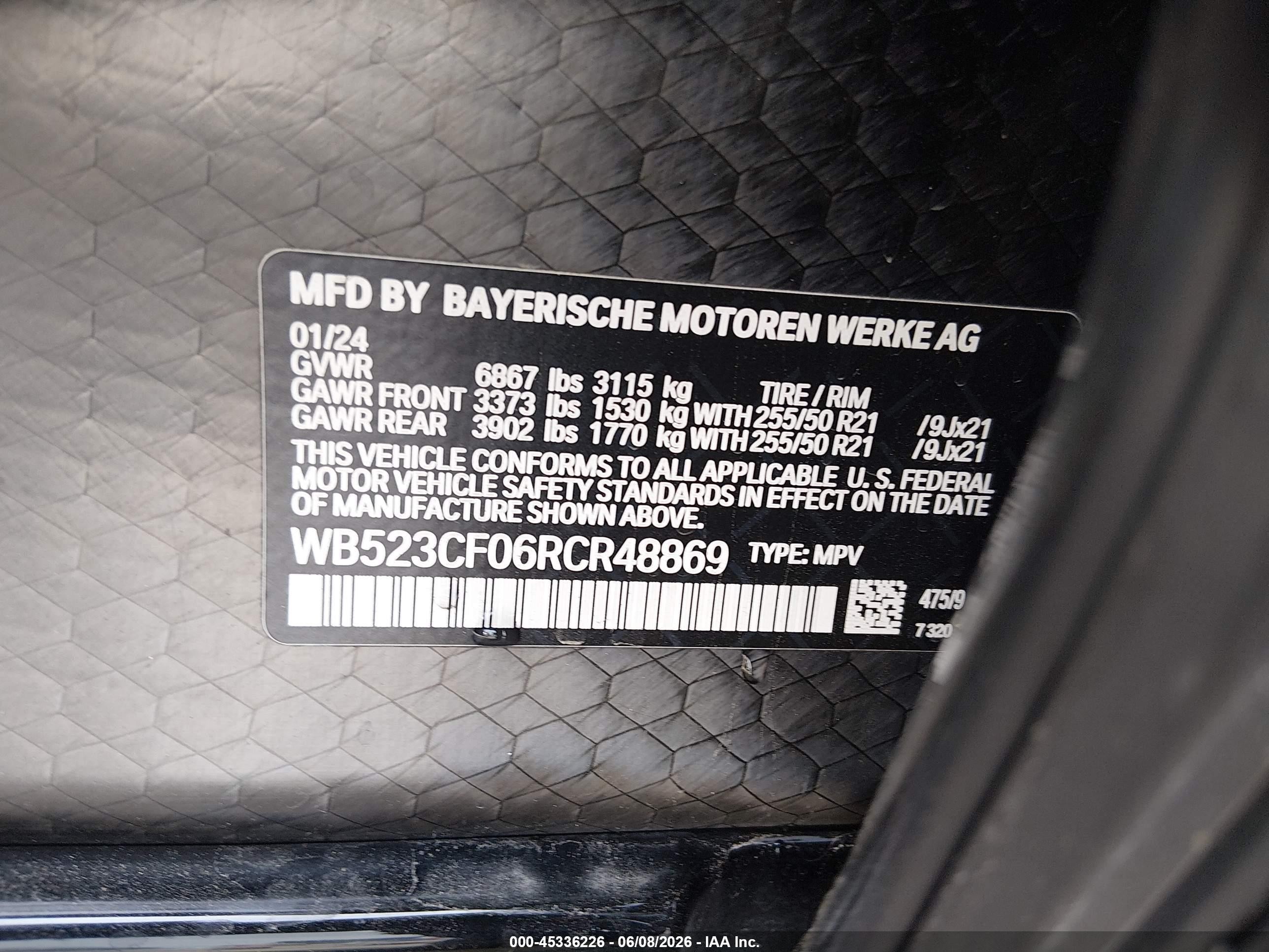 2024 BMW Ix VIN WB523CF06RCR48869 IAAI salvage auction — Side, Salvage (California), sold $32,500 on 2026-08-11 (photo 9)