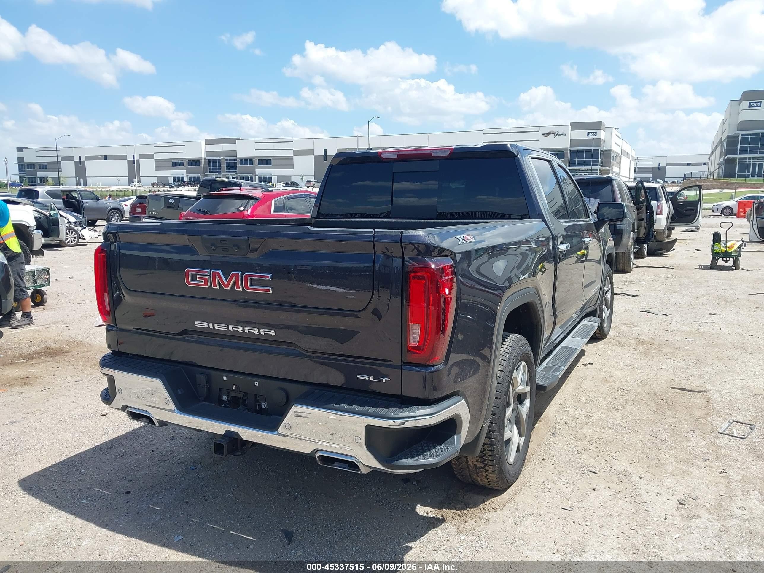 2025 Gmc SIERRA VIN 3GTUUDED9SG304032 IAAI salvage auction — Front End, Original (Texas), sold $24,100 on 2026-08-18 (photo 4)