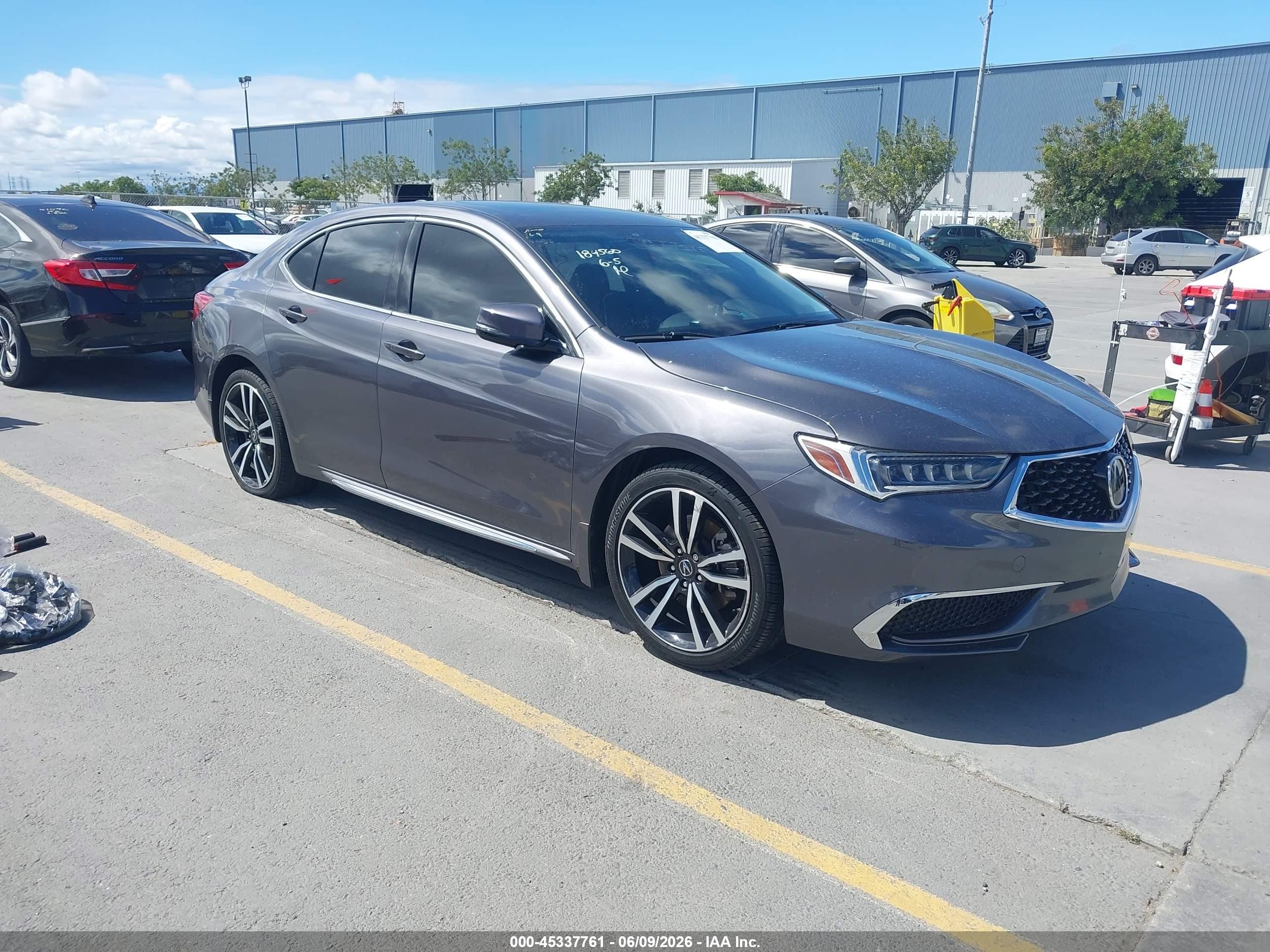 2020 Acura TLX VIN 19UUB2F46LA004507 — IAAI salvage auction photo