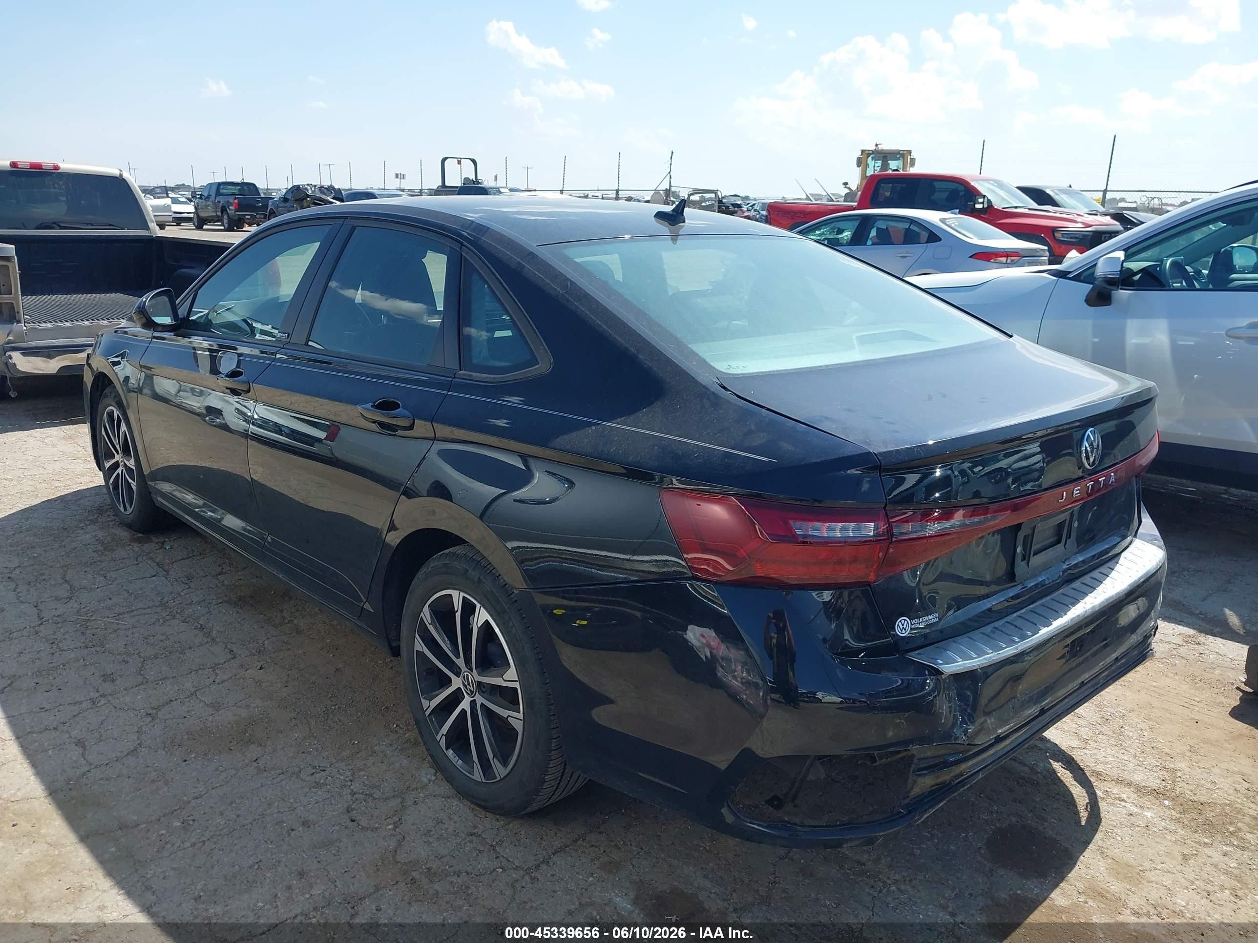 2025 Volkswagen Jetta VIN 3VWBX7BU1SM100831 IAAI salvage auction — Rear End, Original (Texas), sold $6,800 on 2026-09-11 (photo 3)