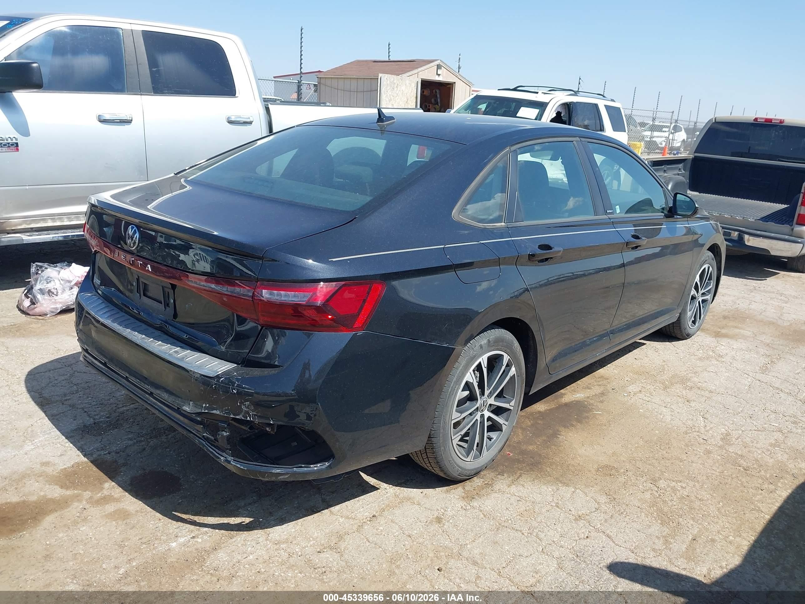 2025 Volkswagen Jetta VIN 3VWBX7BU1SM100831 IAAI salvage auction — Rear End, Original (Texas), sold $6,800 on 2026-09-11 (photo 4)