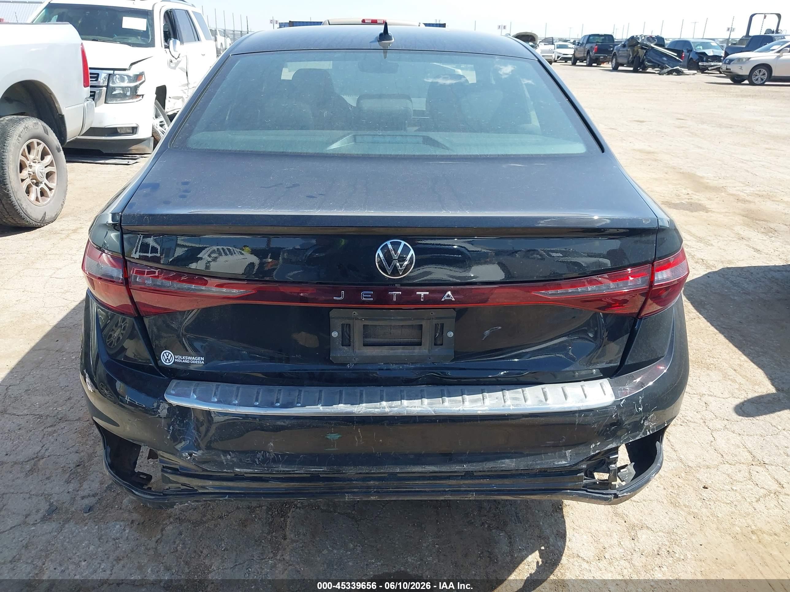 2025 Volkswagen Jetta VIN 3VWBX7BU1SM100831 IAAI salvage auction — Rear End, Original (Texas), sold $6,800 on 2026-09-11 (photo 6)