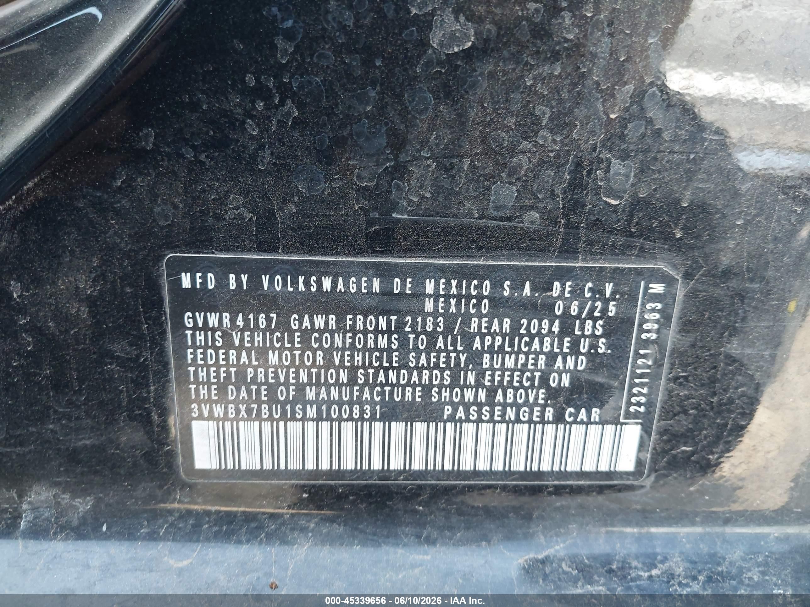 2025 Volkswagen Jetta VIN 3VWBX7BU1SM100831 IAAI salvage auction — Rear End, Original (Texas), sold $6,800 on 2026-09-11 (photo 9)