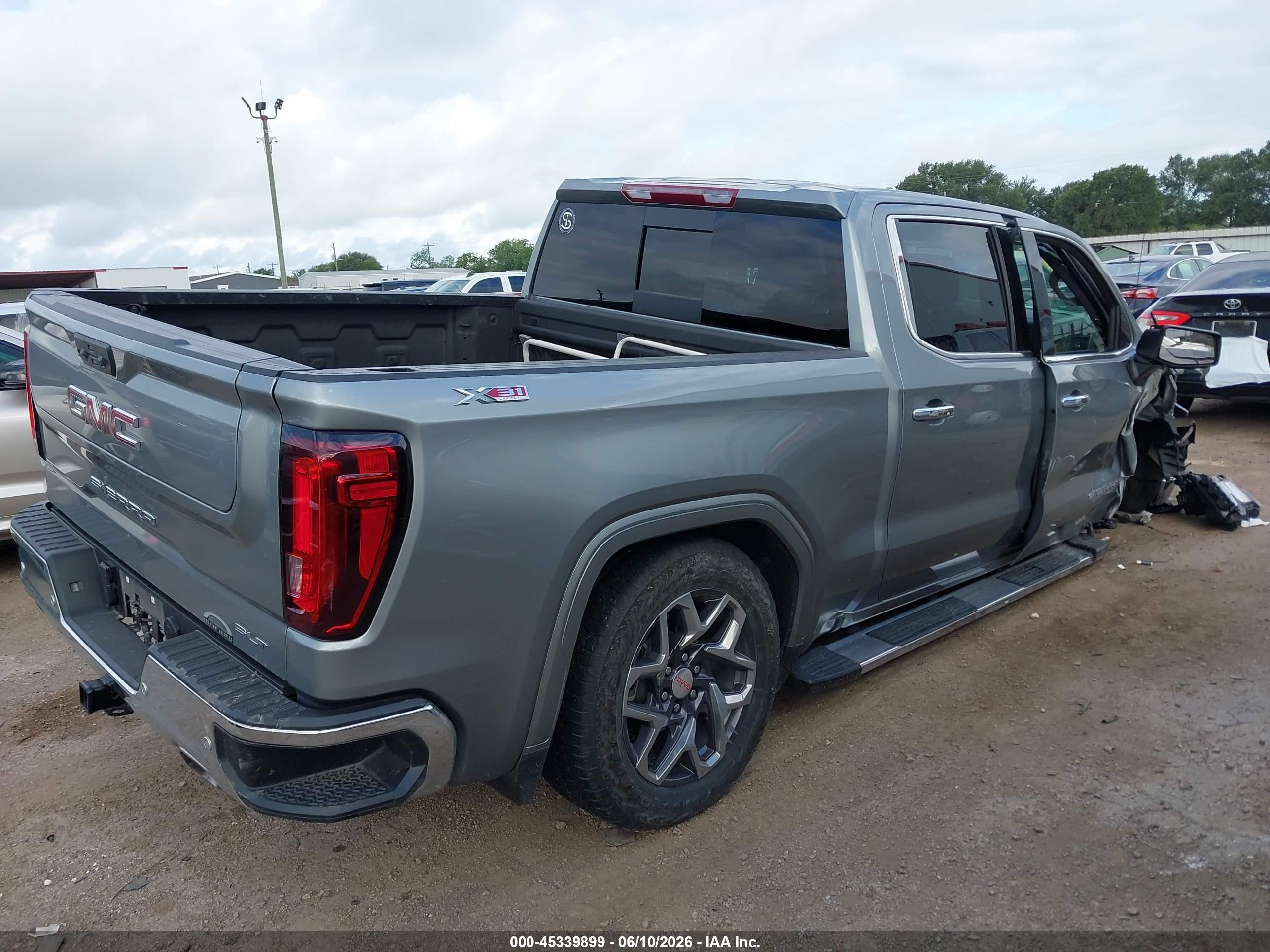 2025 GMC Sierra 1500 VIN 3GTUUDED4SG288807 IAAI salvage auction — Unknown, Salvage (Texas), sold $19,600 on 2026-08-23 (photo 4)