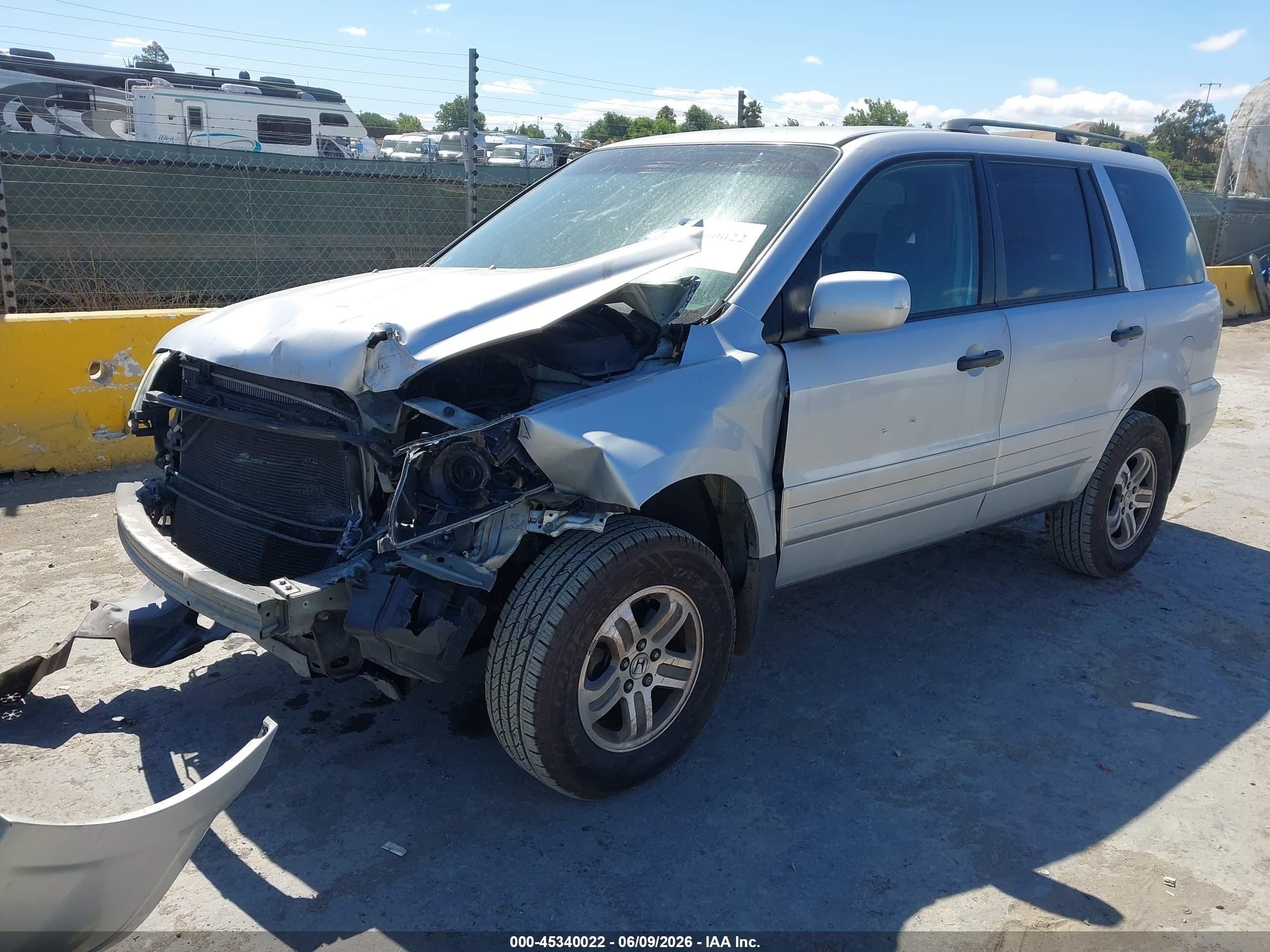 2004 Honda Pilot VIN 2HKYF18474H544597 IAAI salvage auction — Normal Wear, Clear - Dealer Only (California), sold $350 on 2026-07-09 (photo 2)