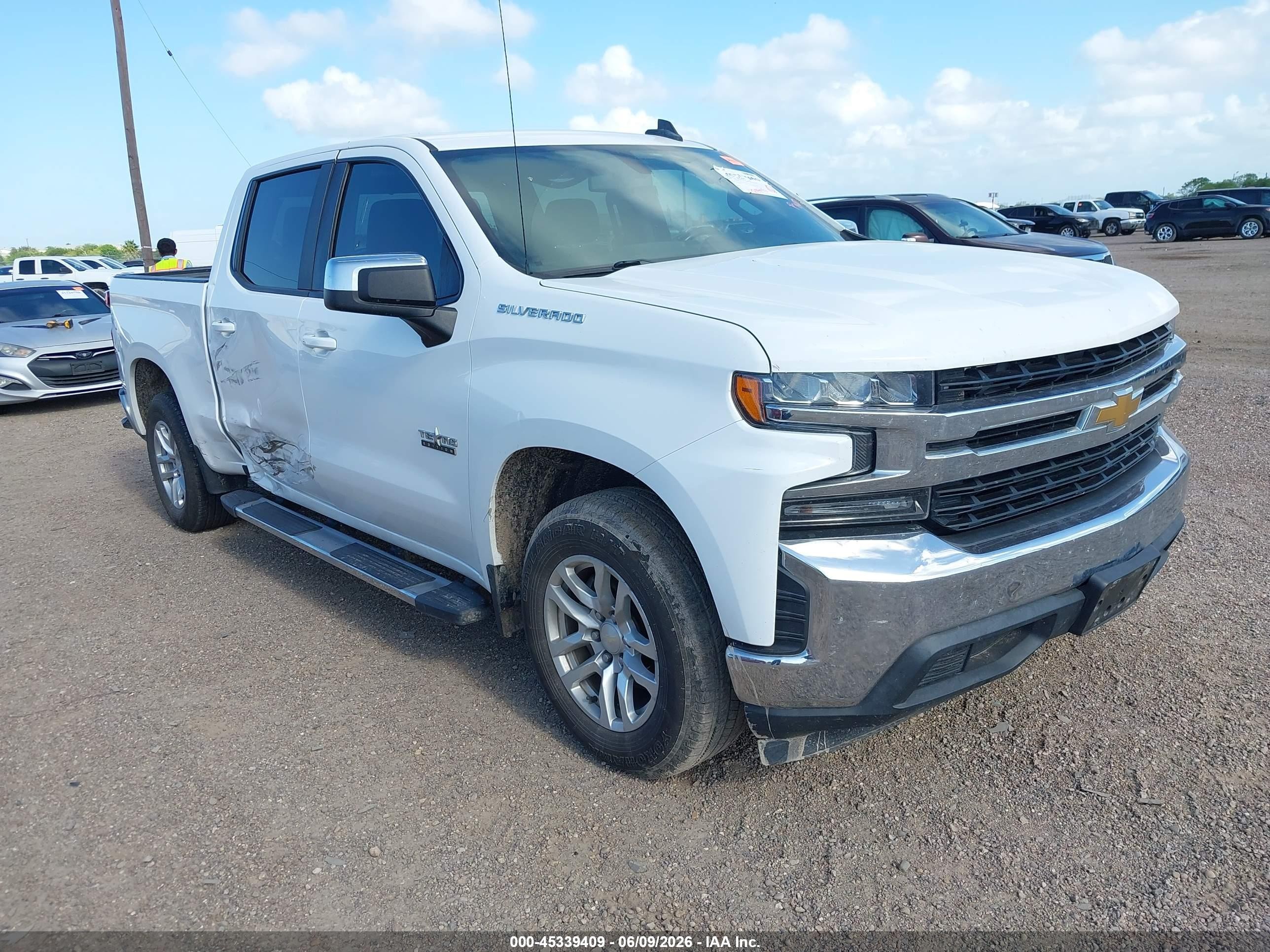 2020 Chevrolet Silverado 1500 VIN 3GCPWCED9LG110426 — IAAI salvage auction photo