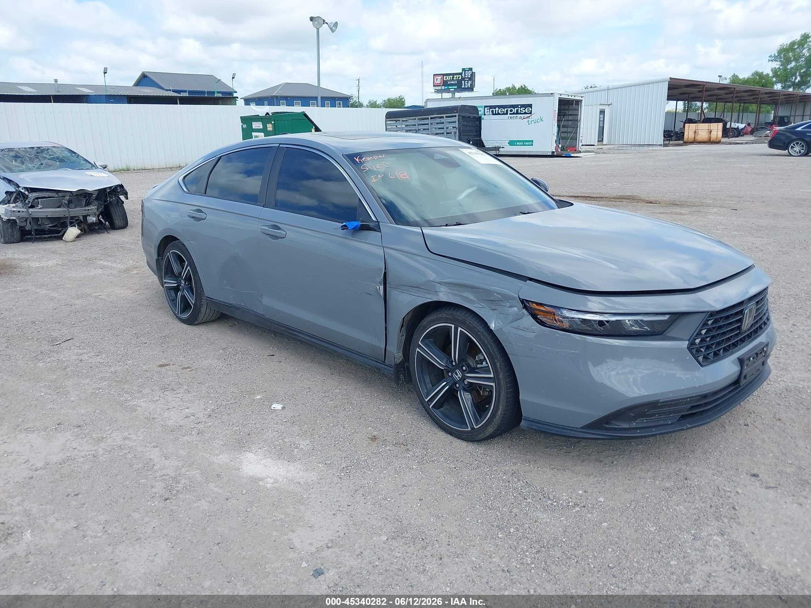 2024 Honda Accord VIN 1HGCY2F51RA058034 — IAAI salvage auction photo