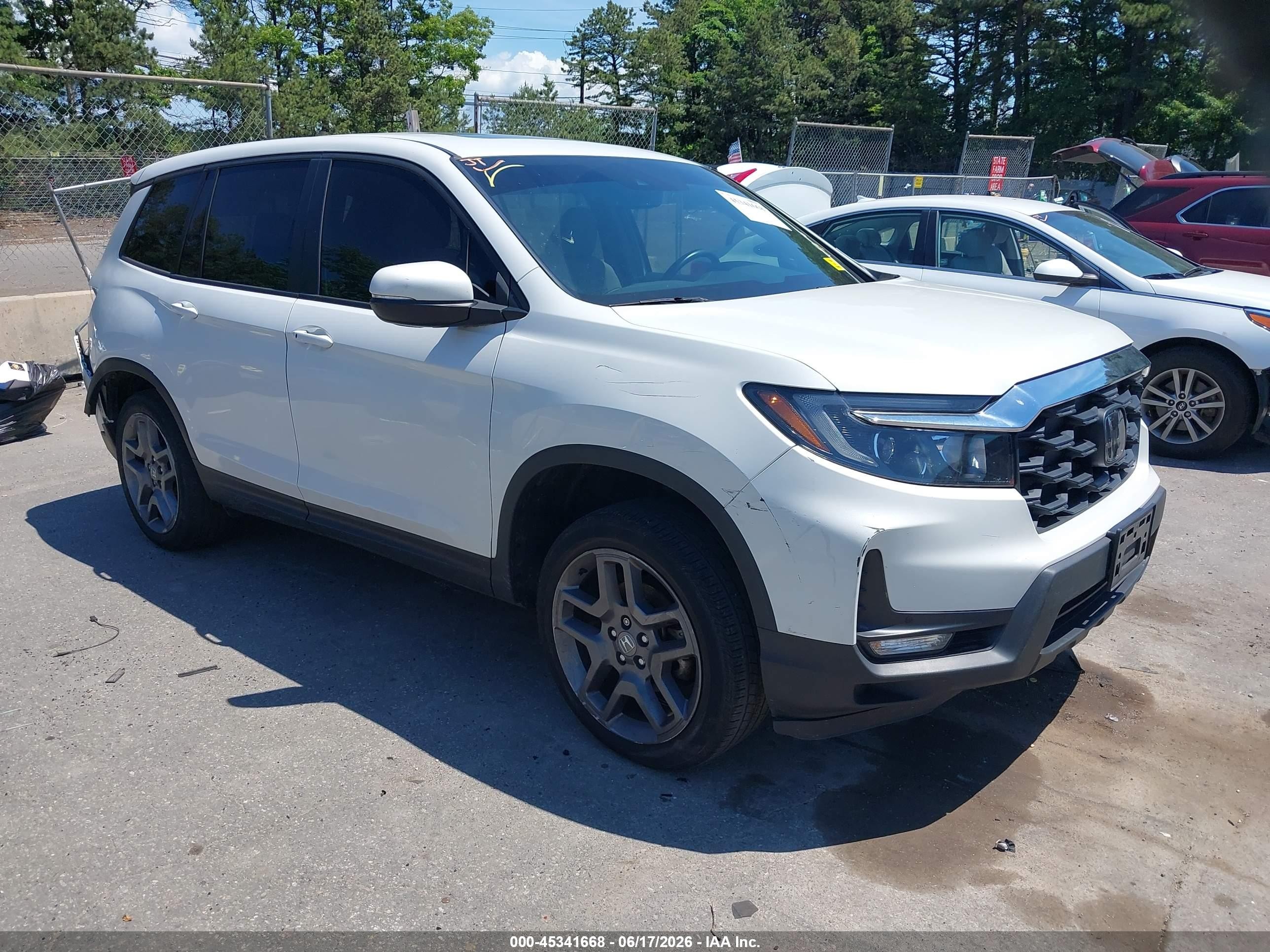 2022 Honda Passport VIN 5FNYF8H55NB018678 — IAAI salvage auction photo