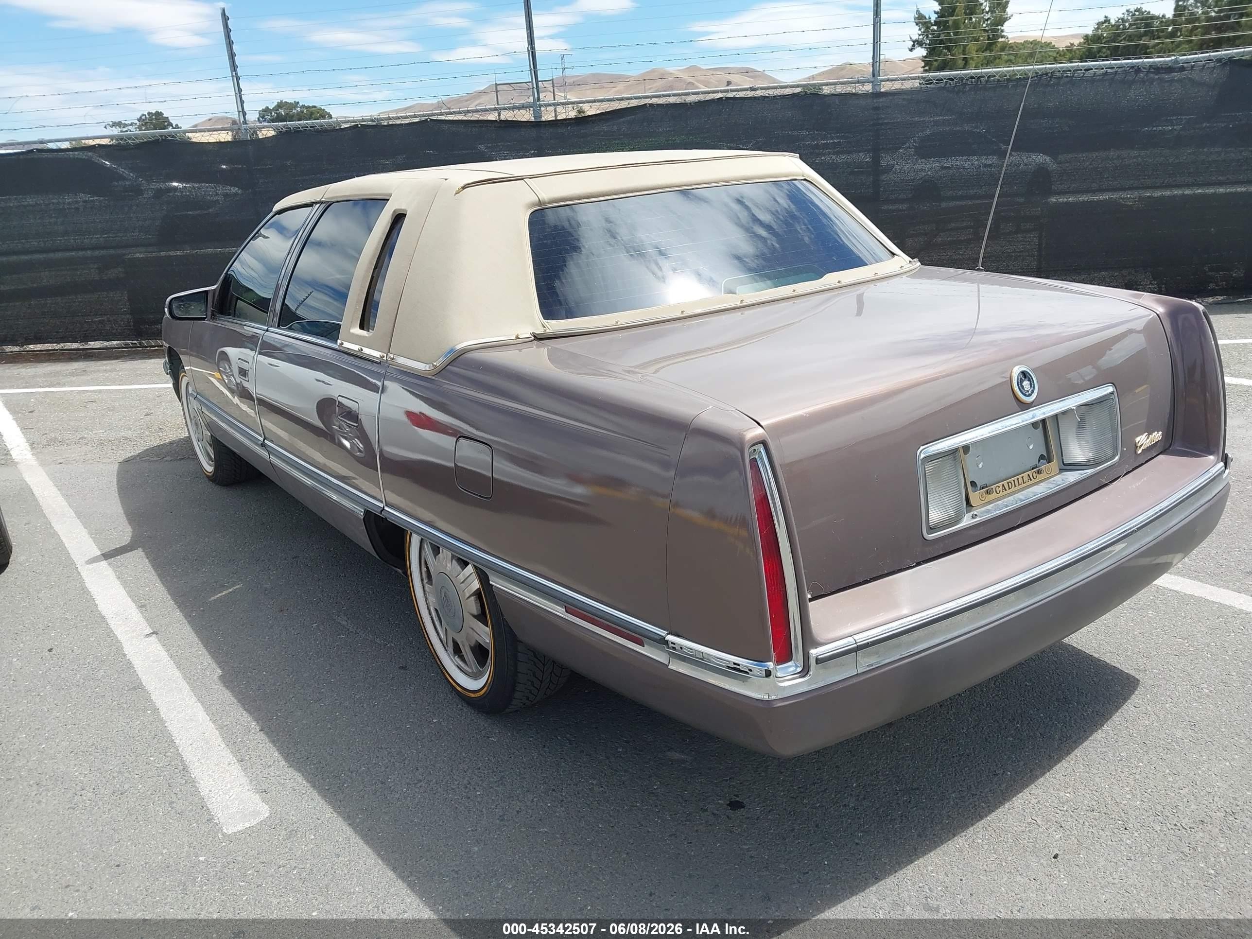 1995 Cadillac Deville VIN 1G6KD52B1SU231173 IAAI salvage auction — Unknown, Clear - Dealer Only (California), sold $775 on 2026-07-02 (photo 3)