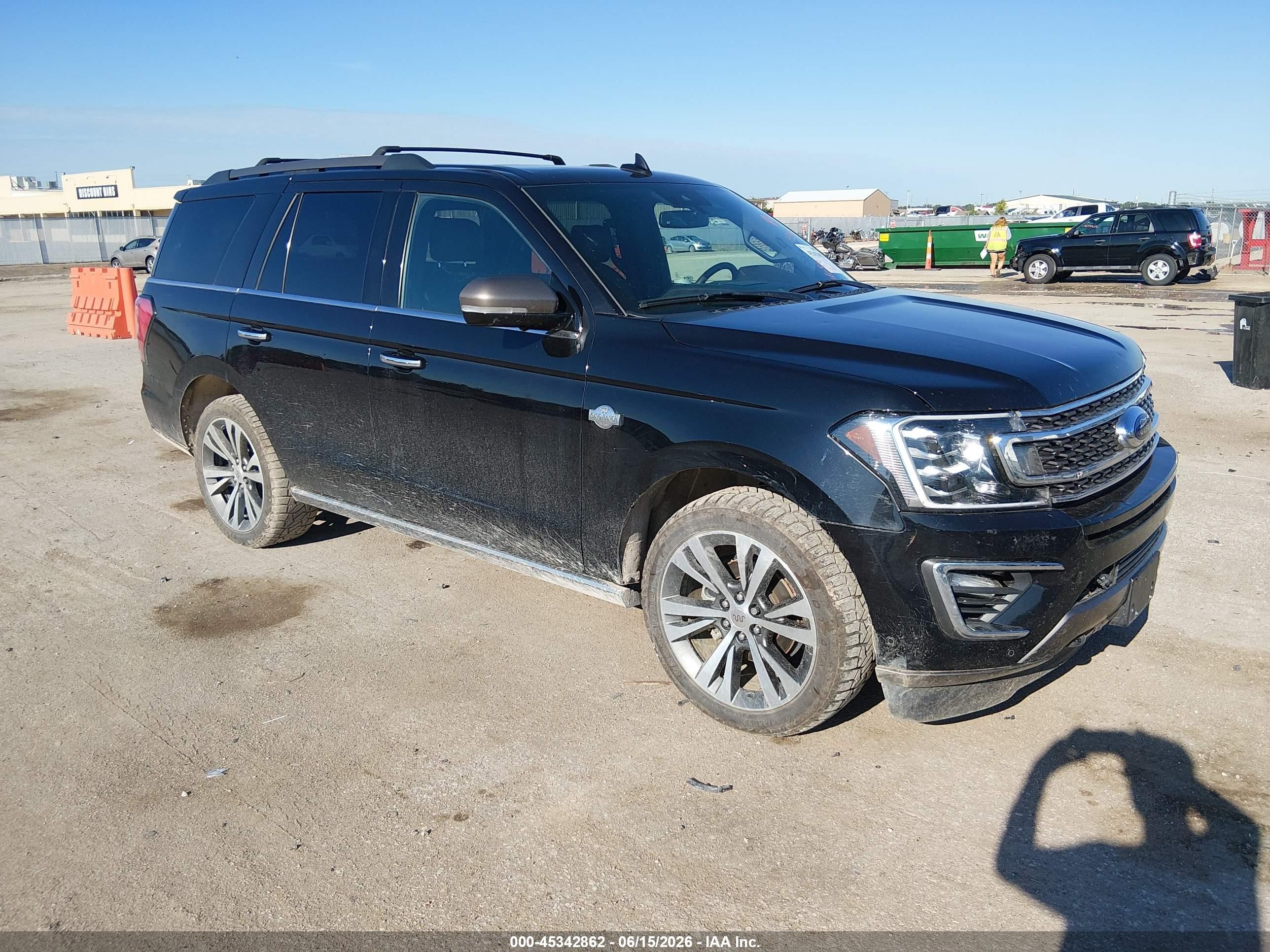 2020 Ford Expedition VIN 1FMJU1PT7LEA66482 — IAAI salvage auction photo
