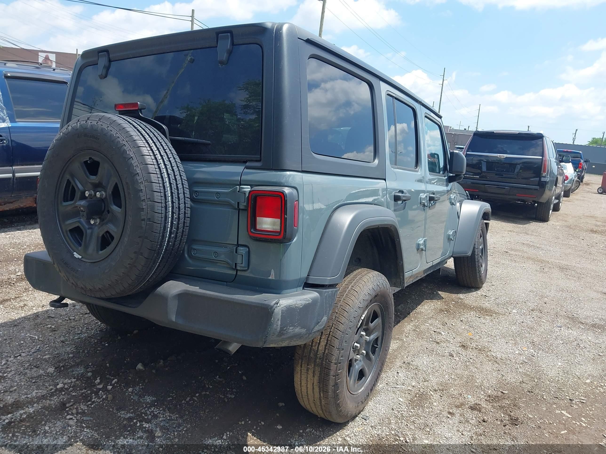 2025 Jeep Wrangler / VIN 1C4PJXDN7SW608835 IAAI salvage auction — Unknown, Scrap (Michigan), sold $12,000 on 2026-09-19 (photo 4)
