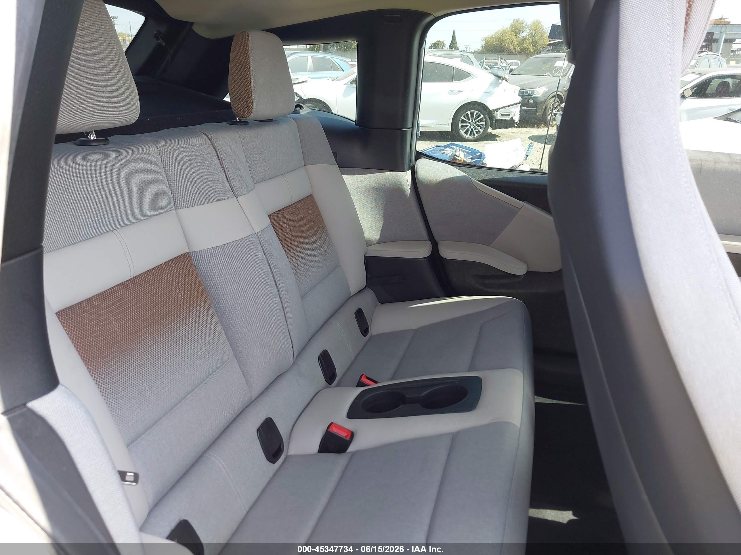 2019 BMW i3 VIN WBY8P4C5XK7E02567 IAAI salvage auction — Rear End, Salvage Certificate (California), sold $5,100 on 2026-07-11 (photo 8)