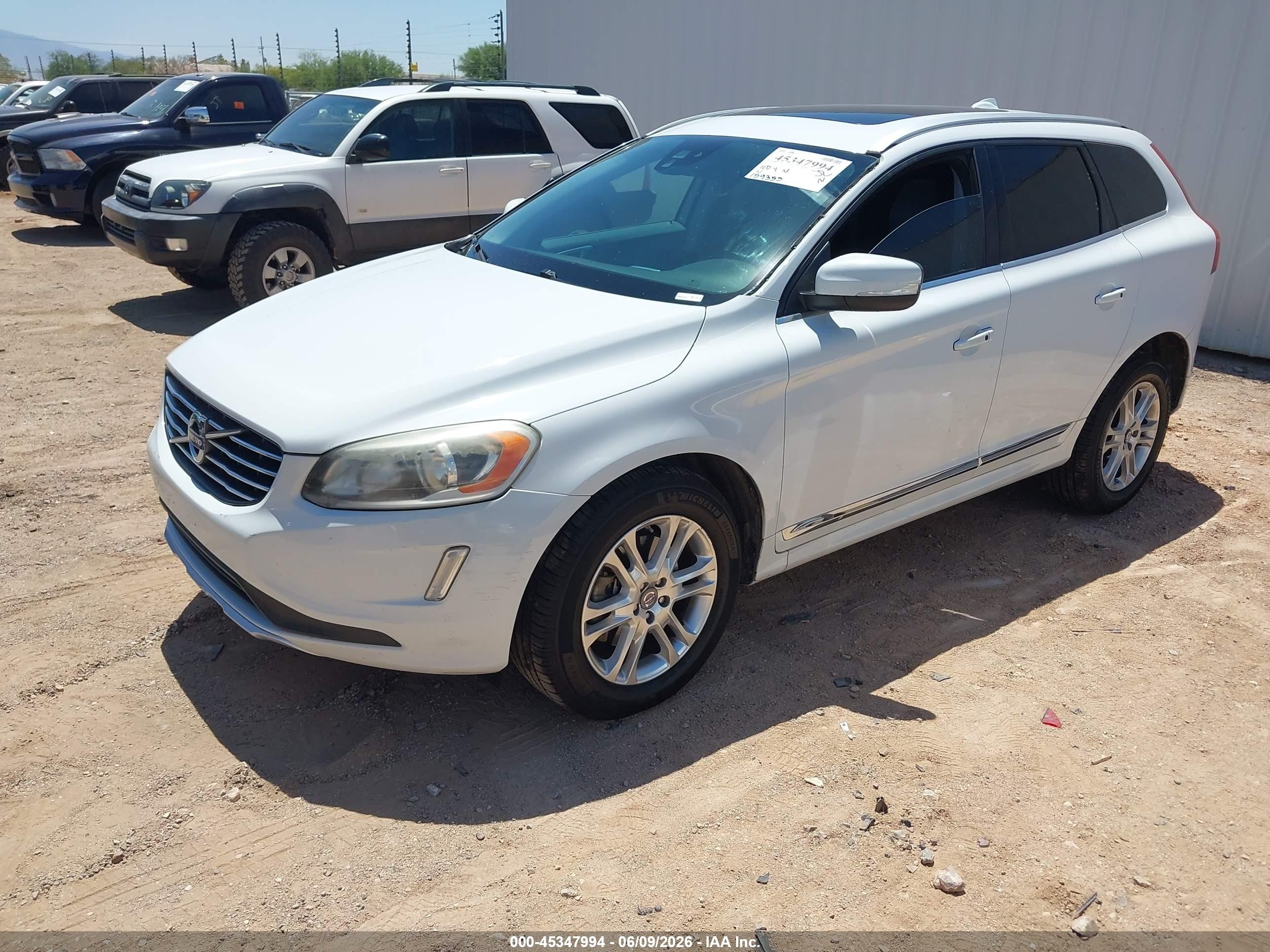 2015 Volvo XC60 VIN YV426MDB3F2588450 IAAI salvage auction — Normal Wear, Clear-Dealer Only (Arizona), sold $725 on 2026-07-02 (photo 2)