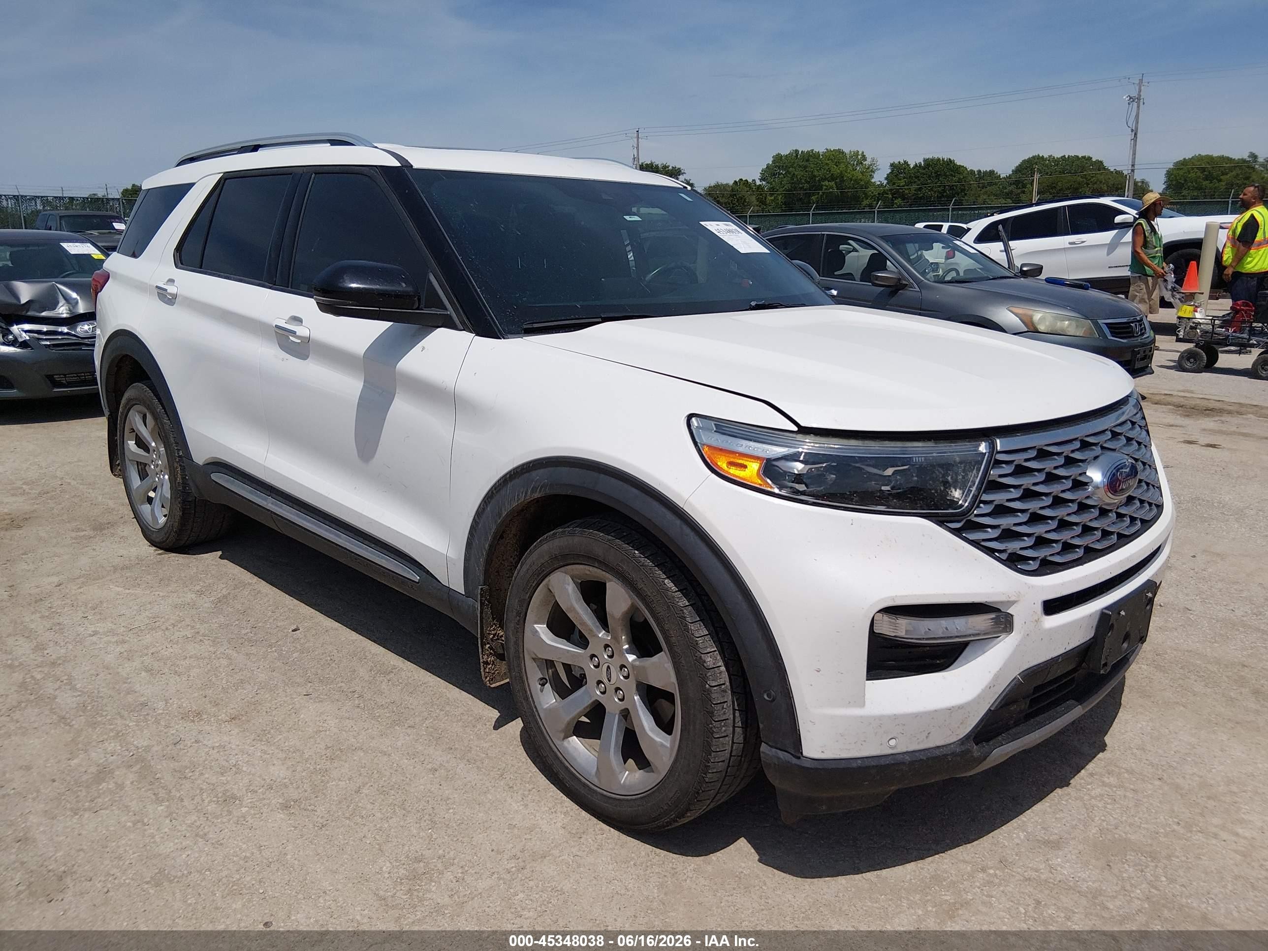 2020 Ford Explorer VIN 1FM5K8HC4LGA52803 — IAAI salvage auction photo