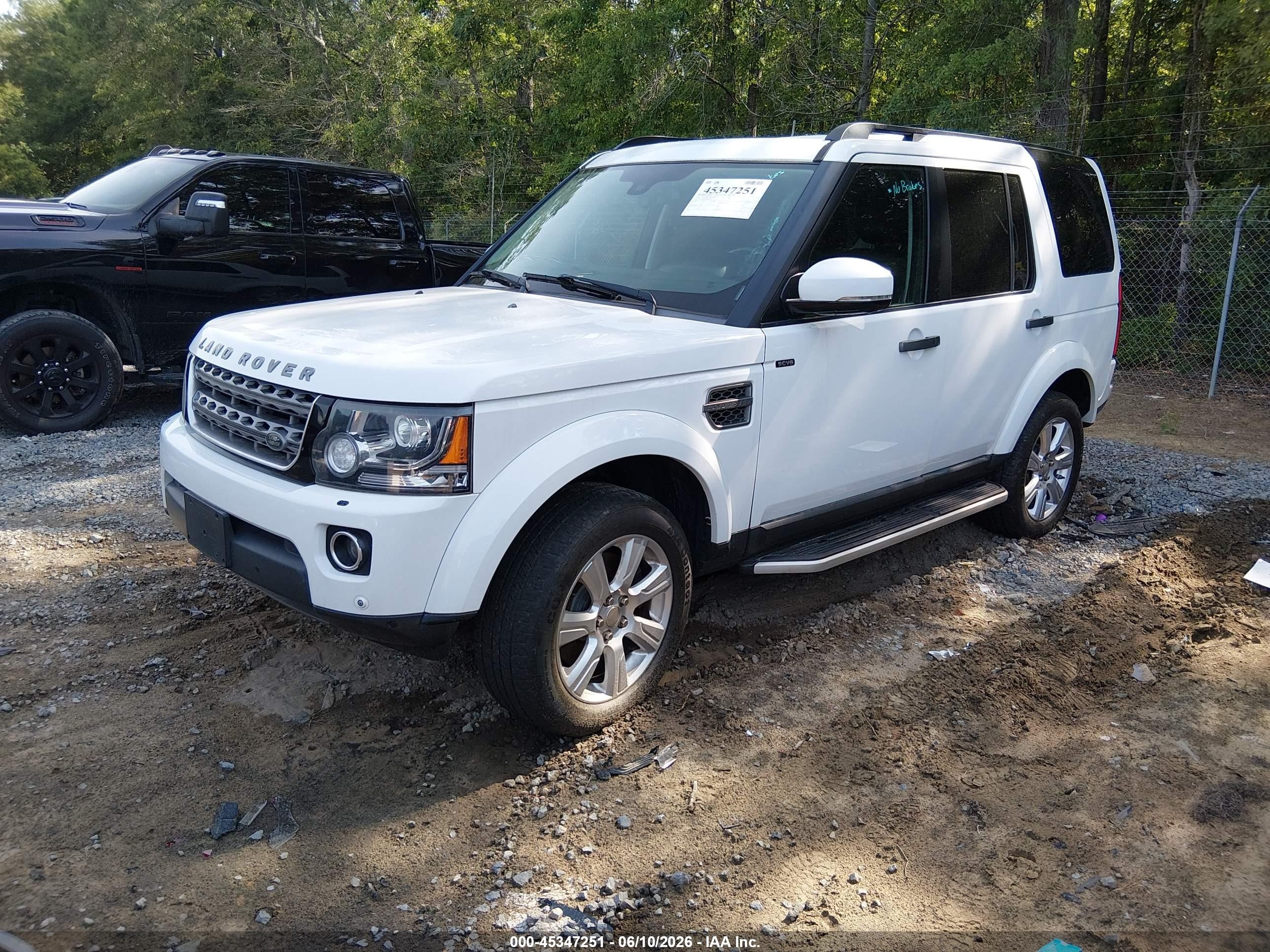 2016 Land Rover LR4 VIN SALAG2V64GA792322 IAAI salvage auction — Normal Wear, Clear (South Carolina), sold $700 on 2026-06-30 (photo 2)