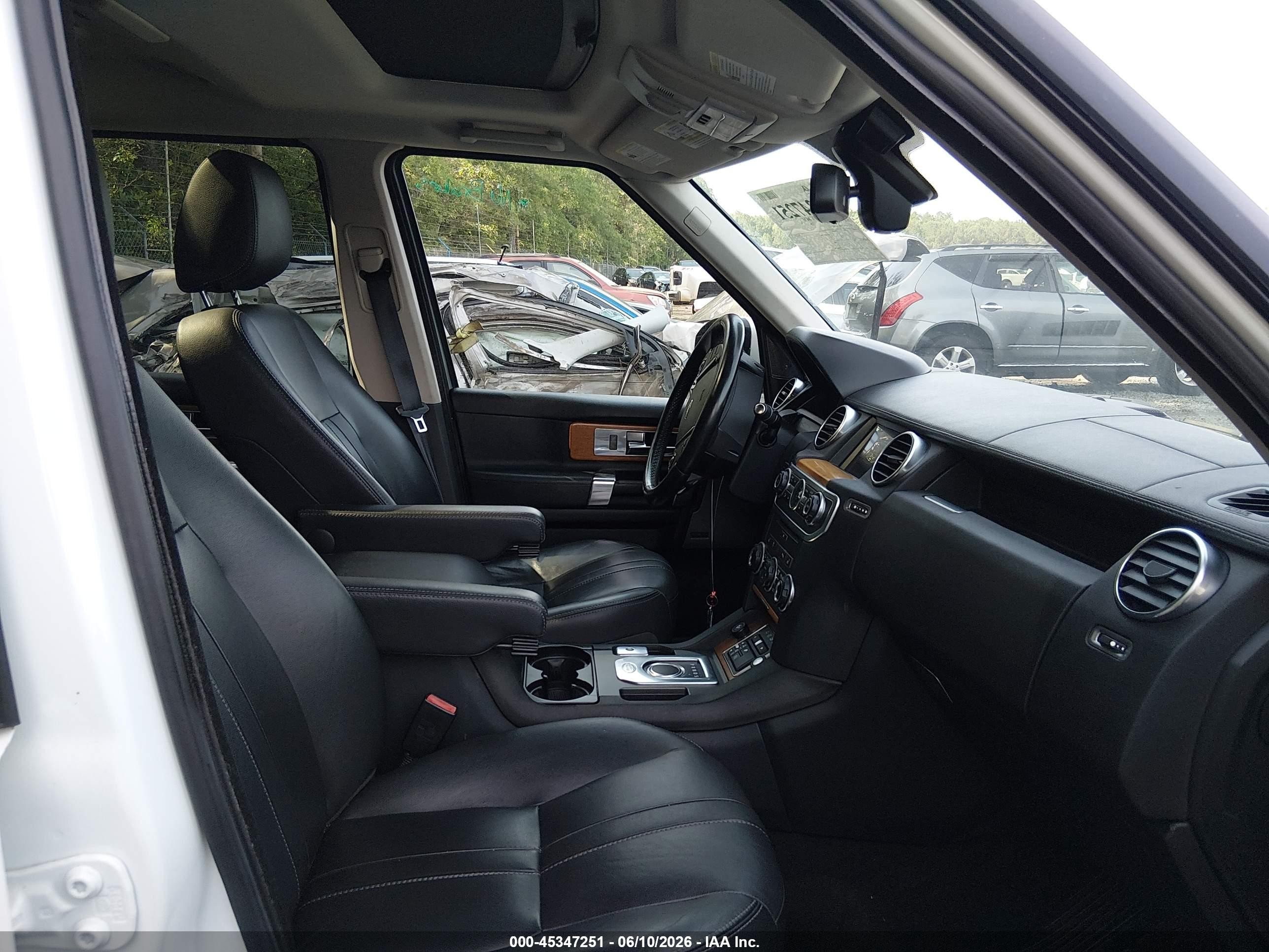 2016 Land Rover LR4 VIN SALAG2V64GA792322 IAAI salvage auction — Normal Wear, Clear (South Carolina), sold $700 on 2026-06-30 (photo 5)