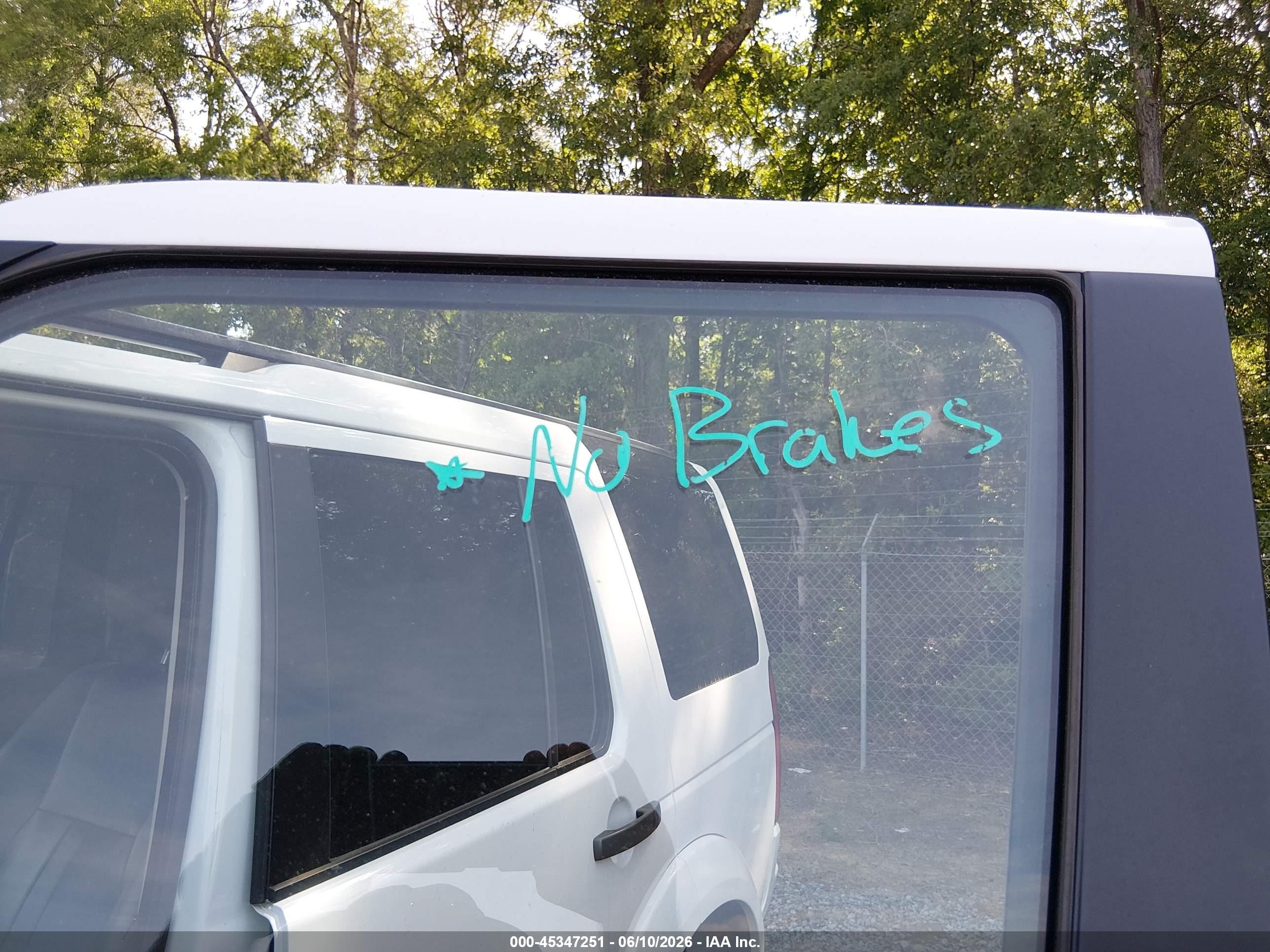 2016 Land Rover LR4 VIN SALAG2V64GA792322 IAAI salvage auction — Normal Wear, Clear (South Carolina), sold $700 on 2026-06-30 (photo 6)