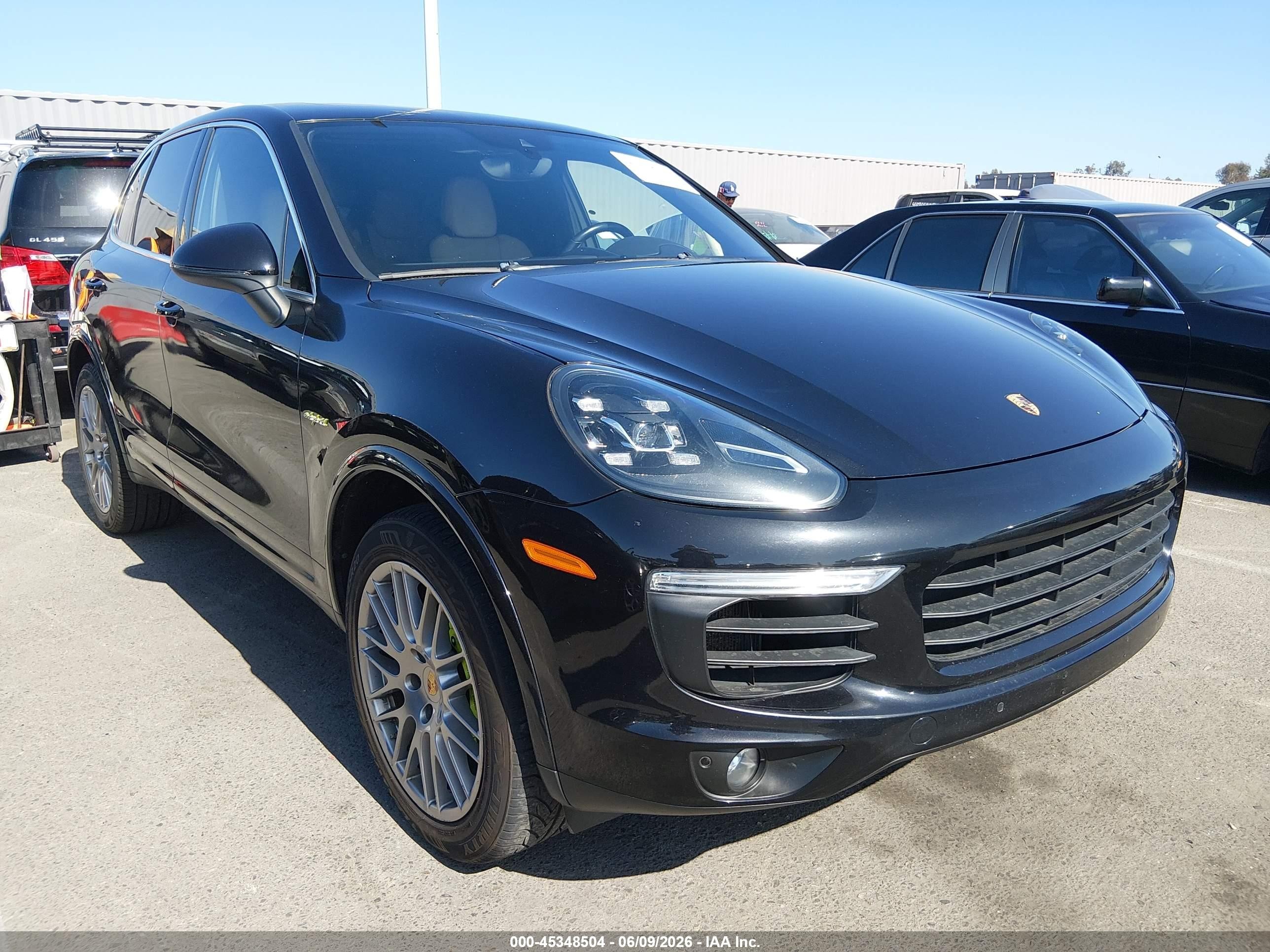 2015 Porsche Cayenne VIN WP1AE2A27FLA54063 IAAI salvage auction — Normal Wear, Clear (Montana), sold $8,000 on 2026-07-09 (photo 1)