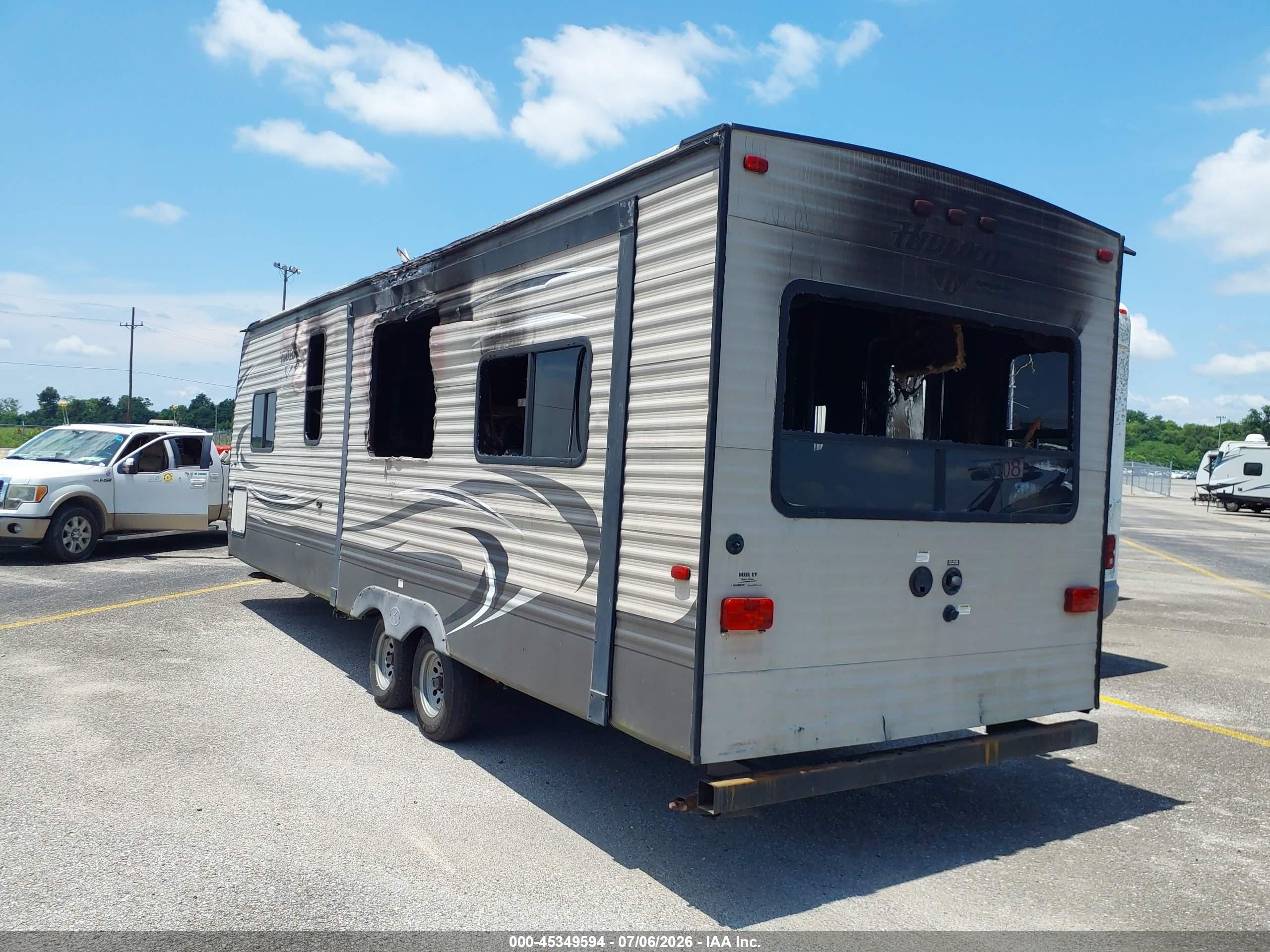 2016 Keystone Hideout VIN 4YDT26R23G7209410 IAAI salvage auction — Burn, Salvage (Louisiana), sold $150 on 2026-07-28 (photo 3)