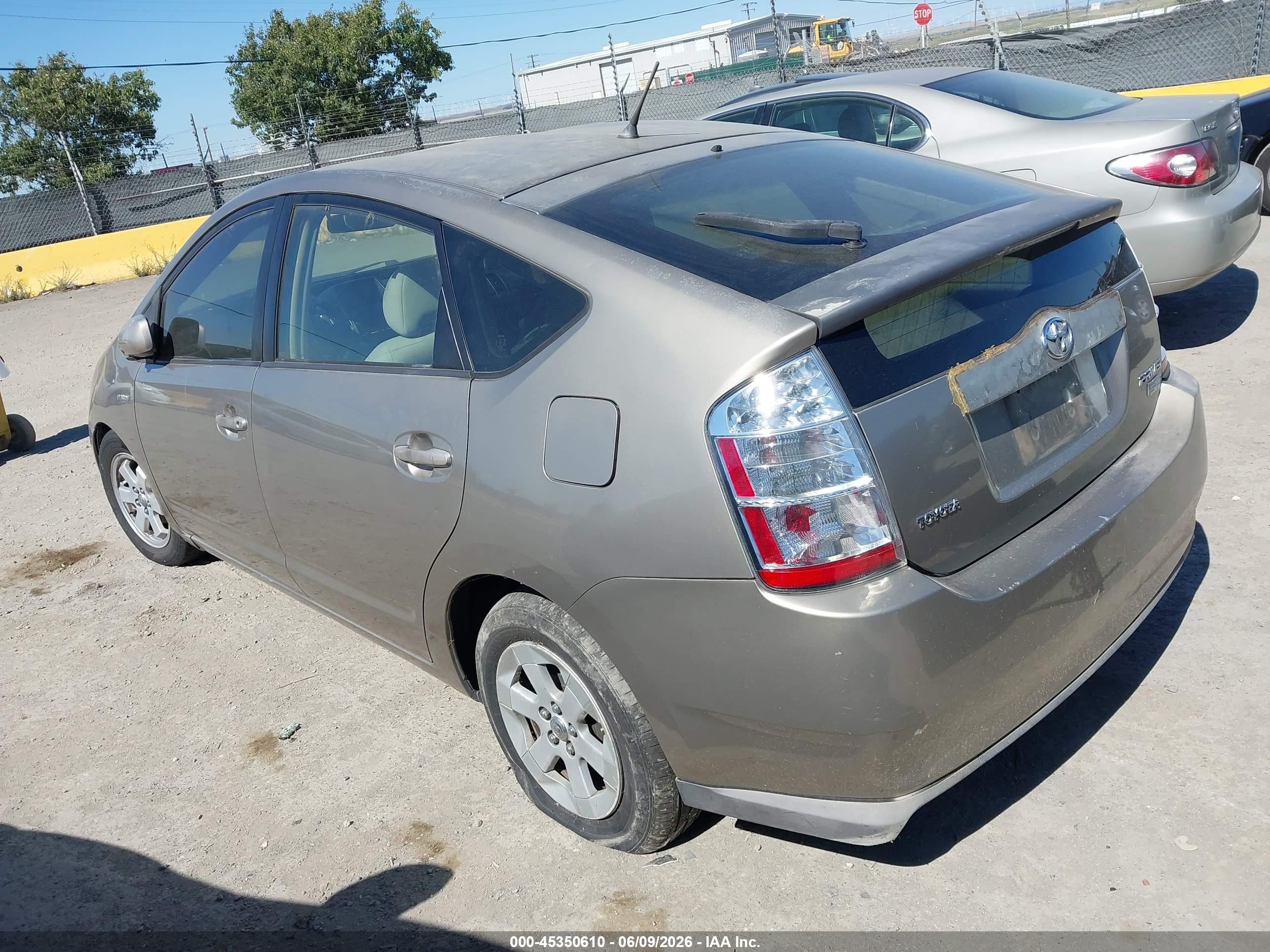 2008 Toyota Prius VIN JTDKB20U687729768 IAAI salvage auction — Normal Wear, Clear - Dealer Only (California), sold $350 on 2026-07-09 (photo 3)