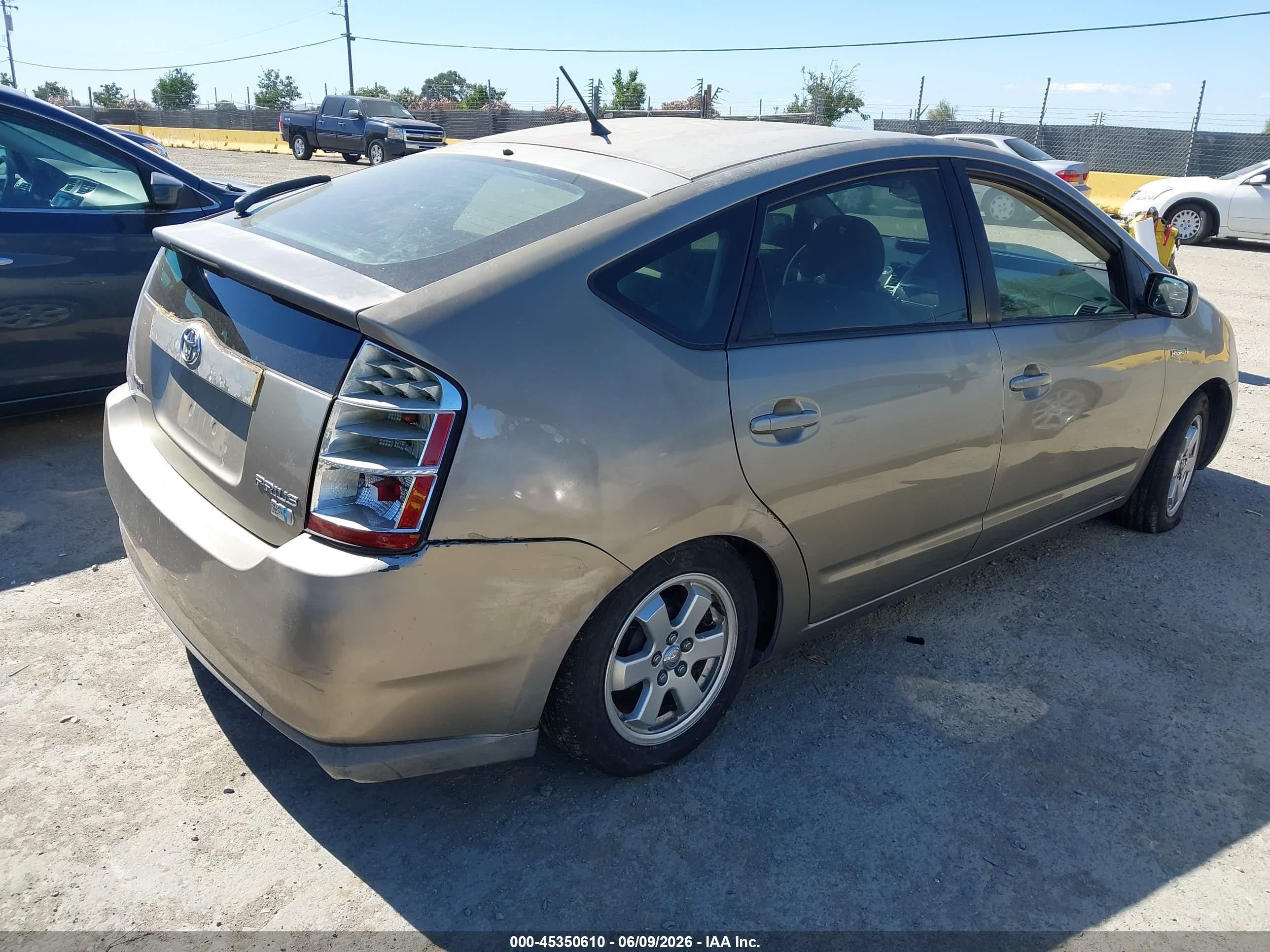 2008 Toyota Prius VIN JTDKB20U687729768 IAAI salvage auction — Normal Wear, Clear - Dealer Only (California), sold $350 on 2026-07-09 (photo 4)