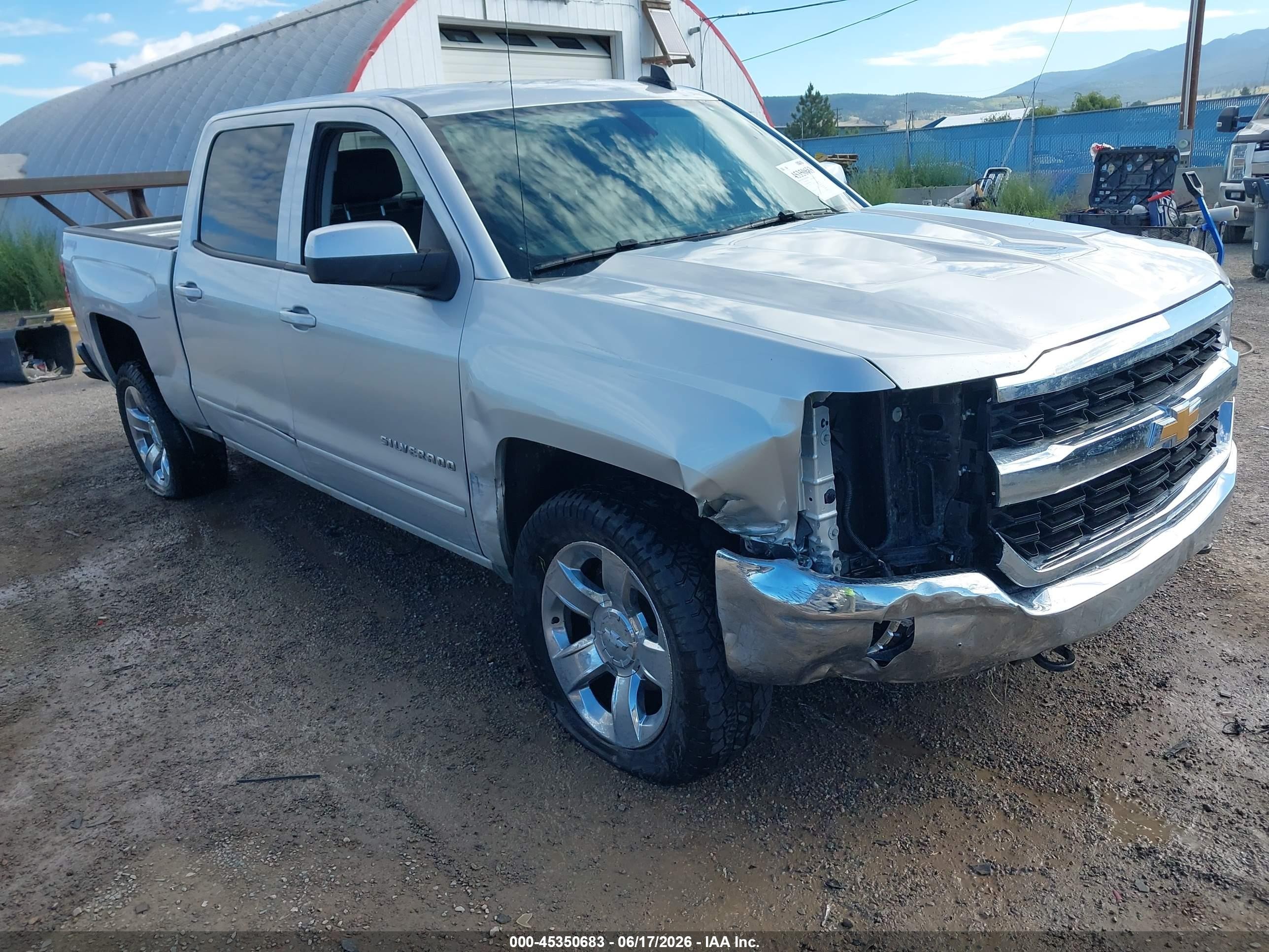 2017 Chevrolet Silverado 1500 VIN 3GCUKRER6HG426810 — IAAI salvage auction photo