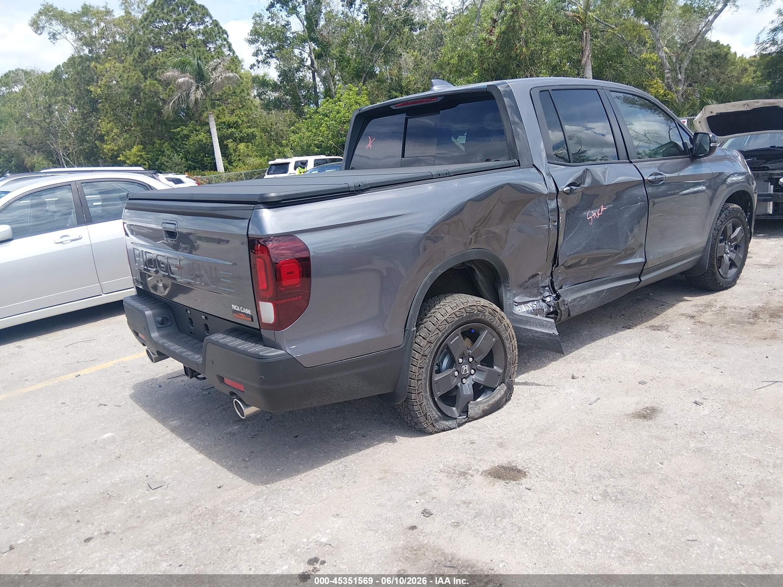 2026 Honda Ridgeline VIN 5FPYK3F64TB025278 IAAI salvage auction — Side, Rebuildable (Florida), sold $14,500 on 2026-06-29 (photo 4)