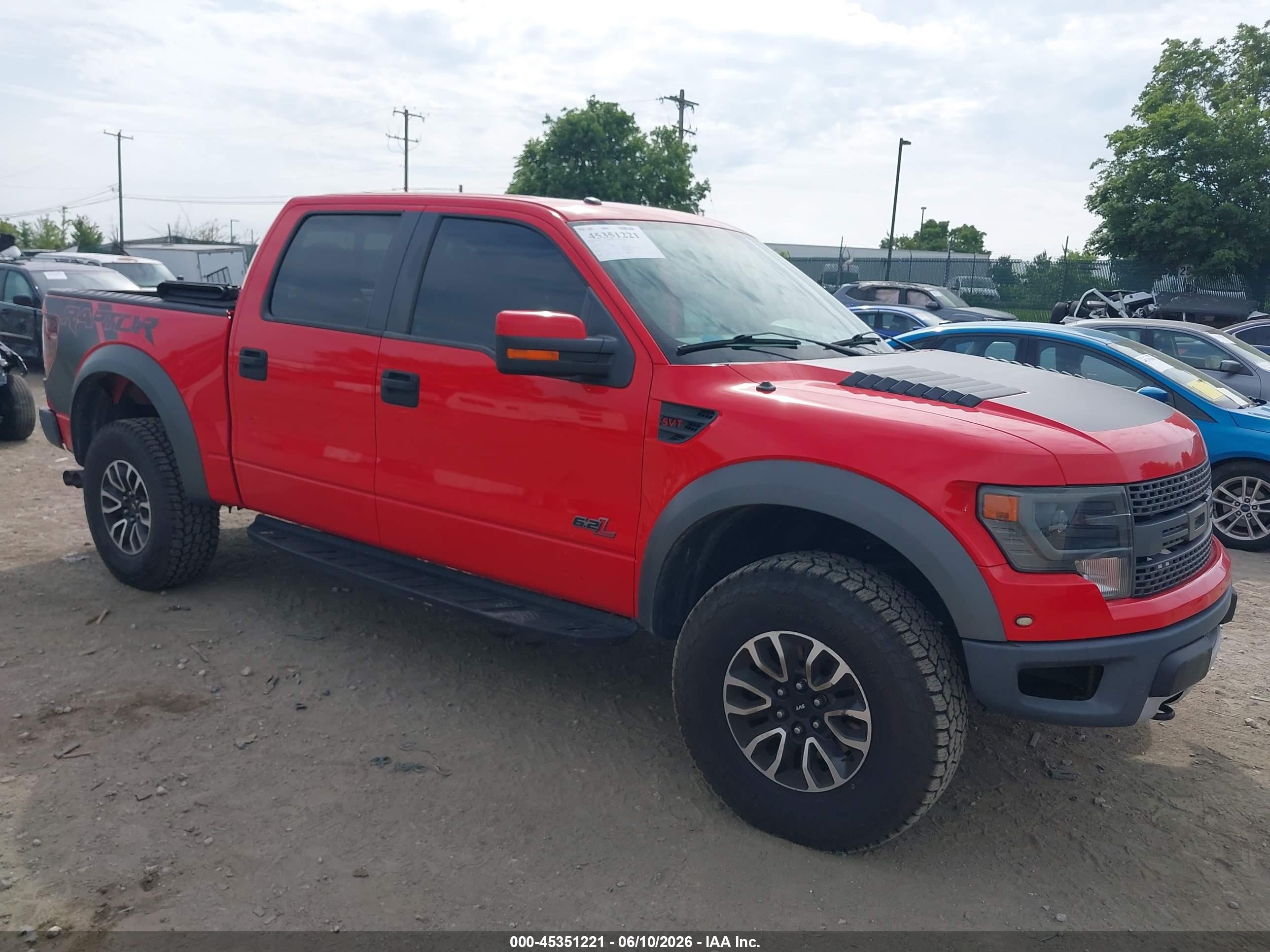 2013 Ford F-150 VIN 1FTFW1R63DFB72161 IAAI salvage auction — Side, Salvage (Pennsylvania), sold $9,300 on 2026-07-07 (photo 1)