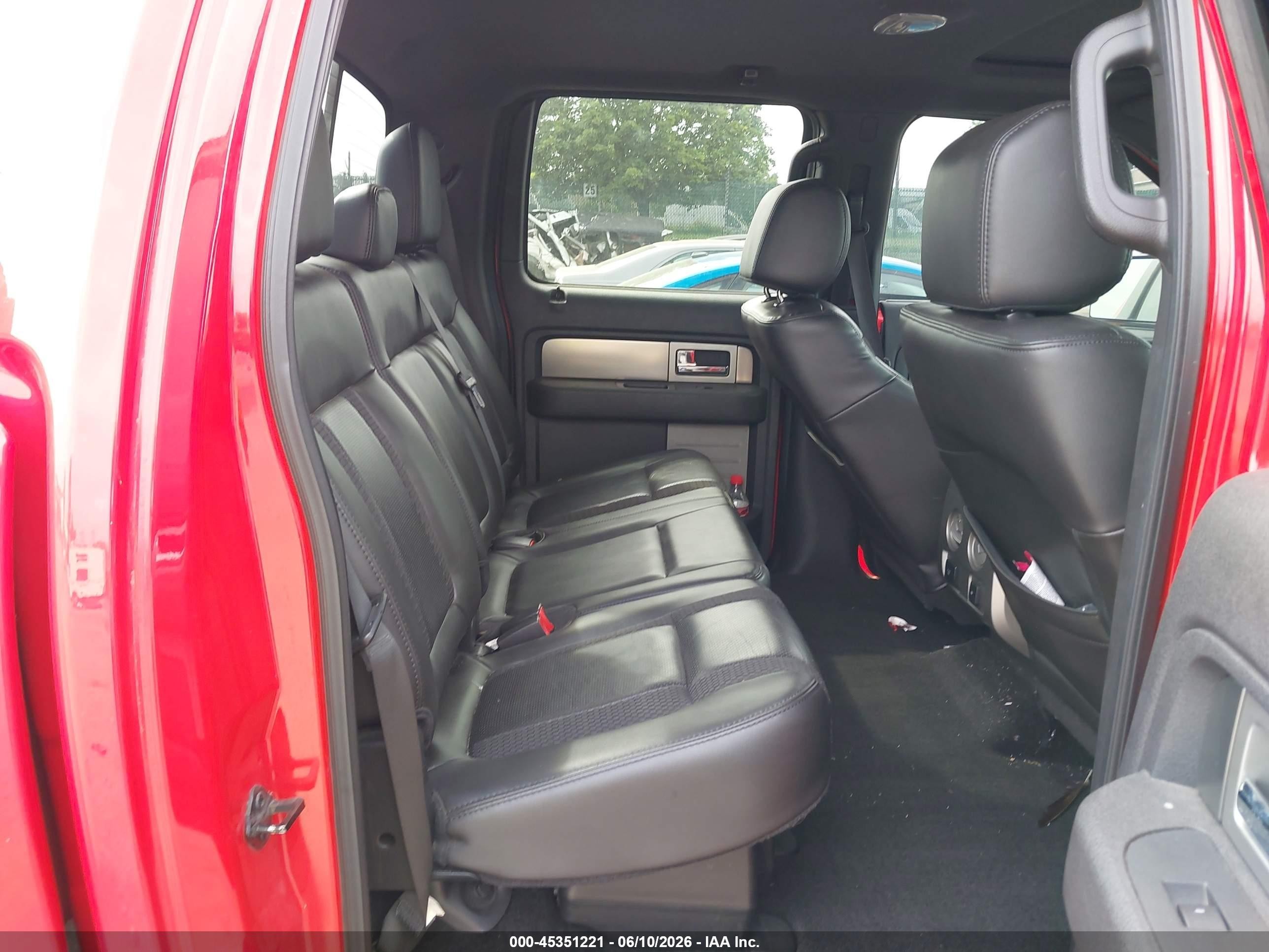 2013 Ford F-150 VIN 1FTFW1R63DFB72161 IAAI salvage auction — Side, Salvage (Pennsylvania), sold $9,300 on 2026-07-07 (photo 8)