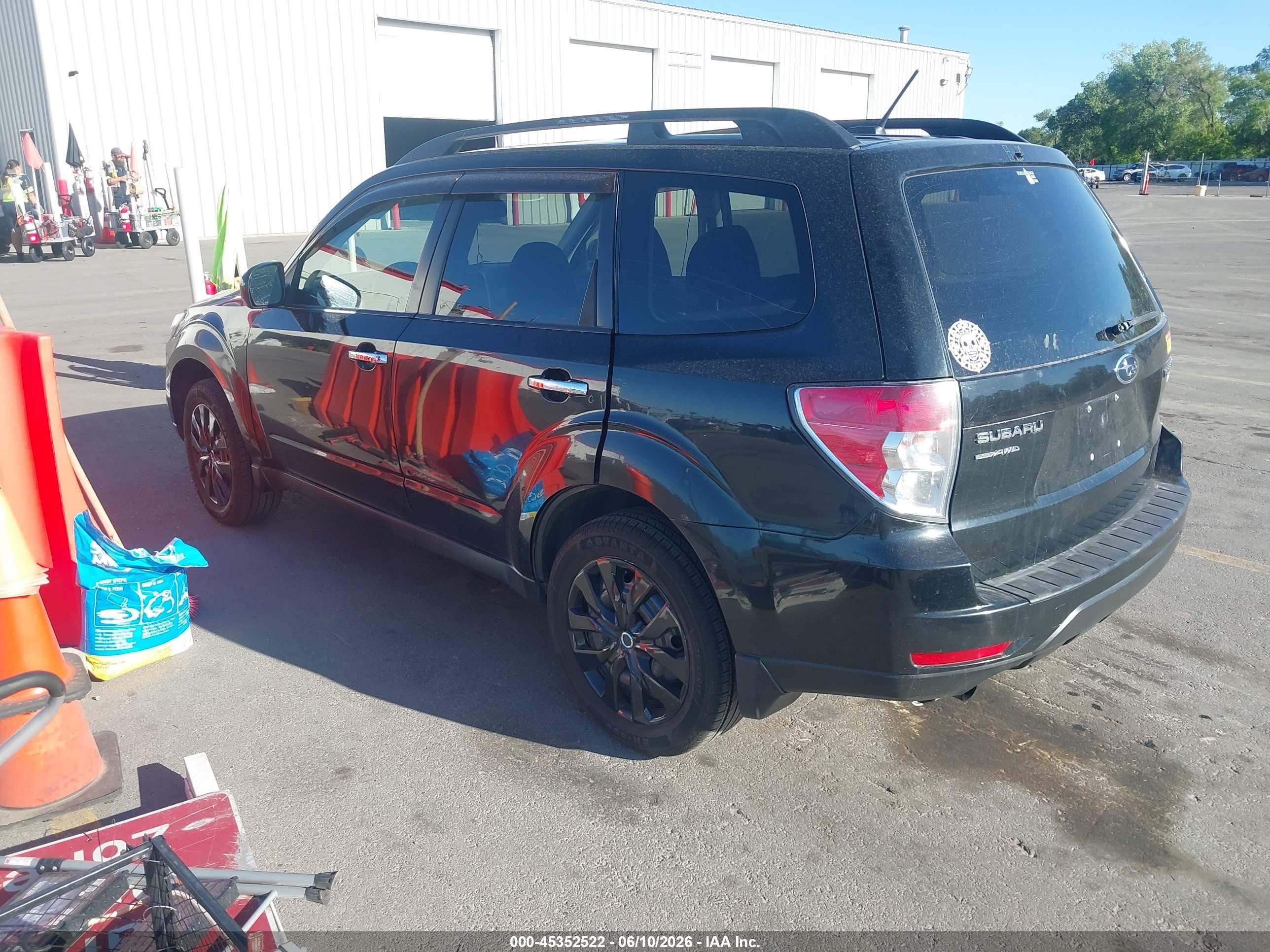 2013 Subaru Forester VIN JF2SHADC3DG412410 IAAI salvage auction — Normal Wear, Clear (Utah), sold $275 on 2026-07-09 (photo 3)