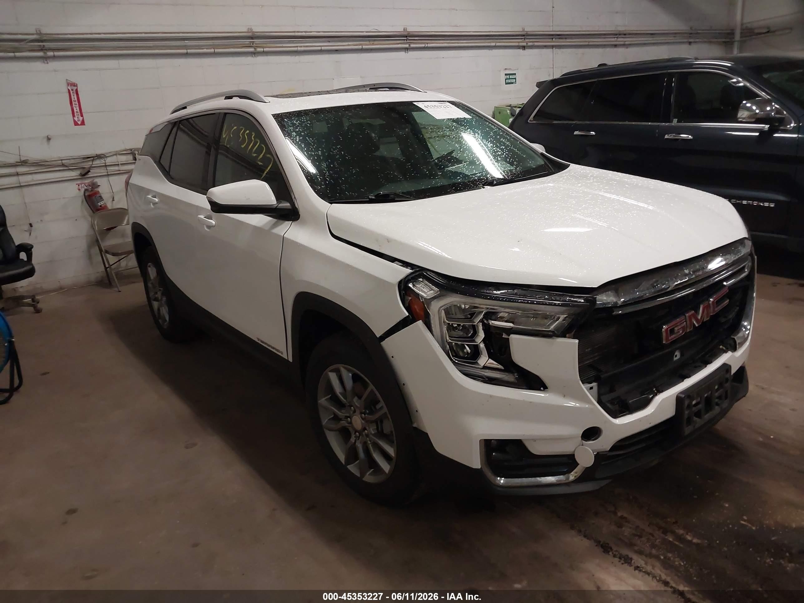 2022 GMC Terrain VIN 3GKALVEV6NL272127 — IAAI salvage auction photo