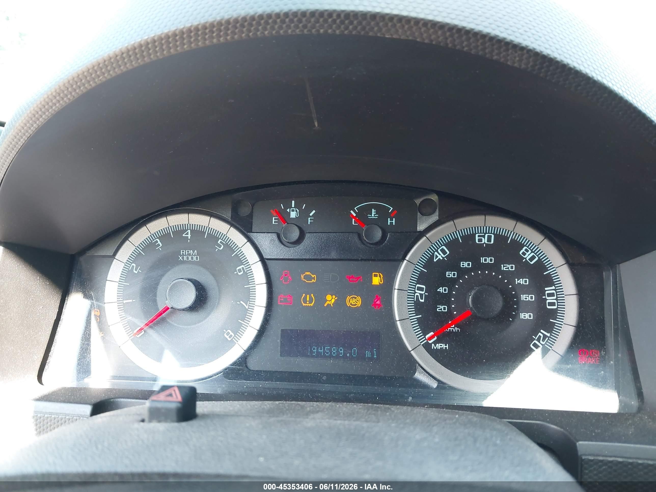 2010 Ford Escape VIN 1FMCU0DG7AKA87048 IAAI salvage auction — Normal Wear, Clear (Michigan), sold $400 on 2026-07-12 (photo 7)