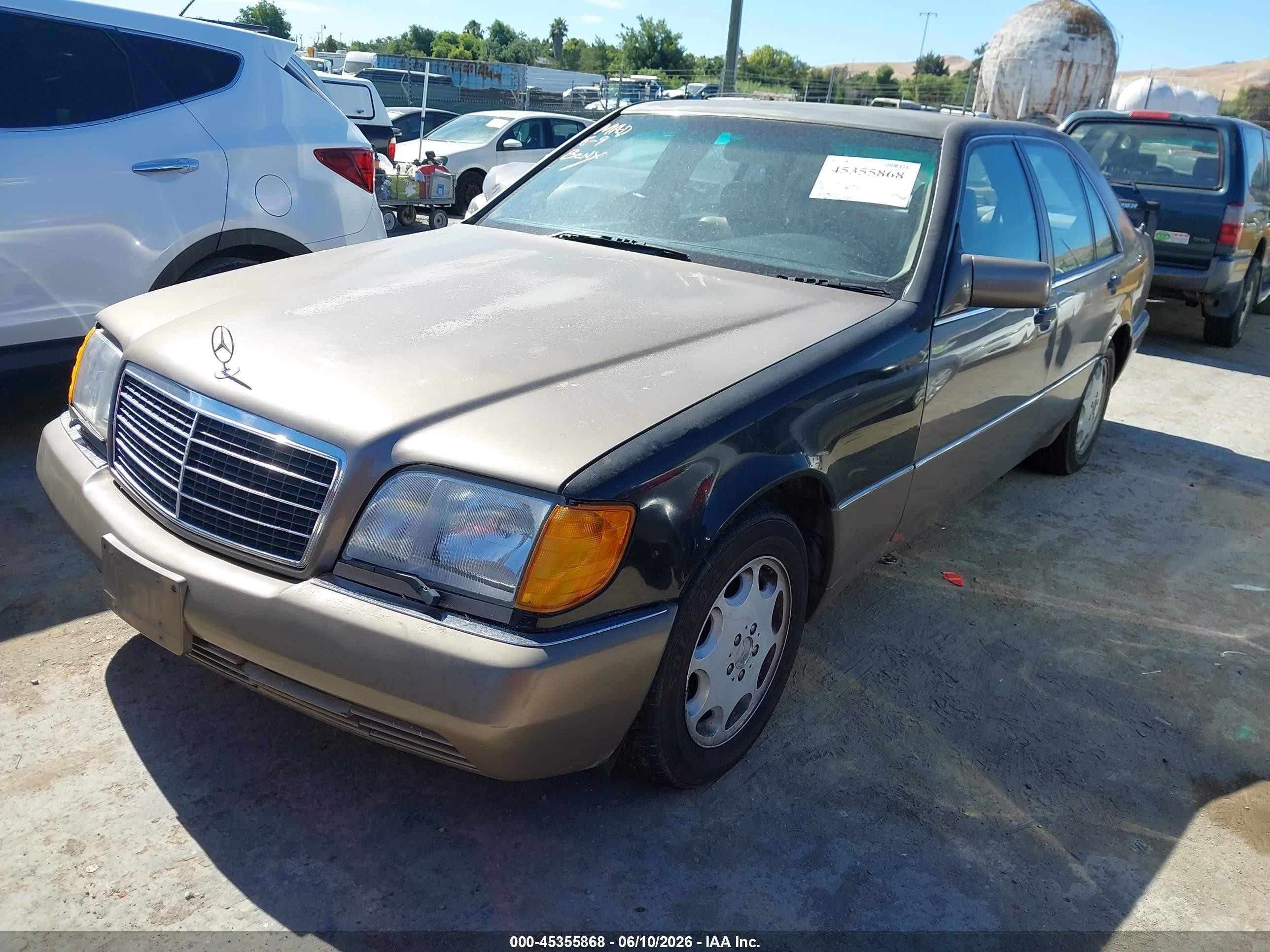 1992 Mercedes-Benz 300 VIN WDBGA32E9NA024366 IAAI salvage auction — Normal Wear, Clear - Dealer Only (California), sold $275 on 2026-07-02 (photo 2)