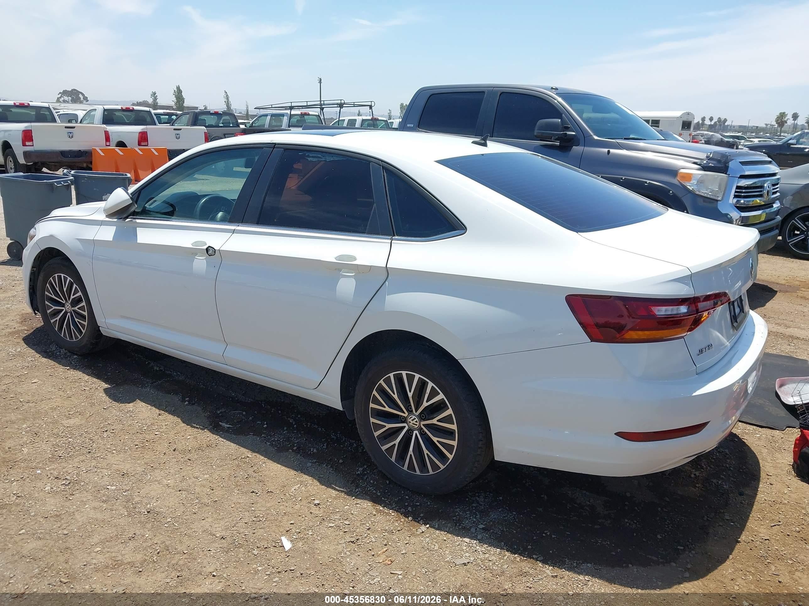 2019 Volkswagen Jetta VIN 3VWCB7BU8KM149804 IAAI salvage auction — Unknown, Clear (California), sold $2,250 on 2026-09-10 (photo 3)