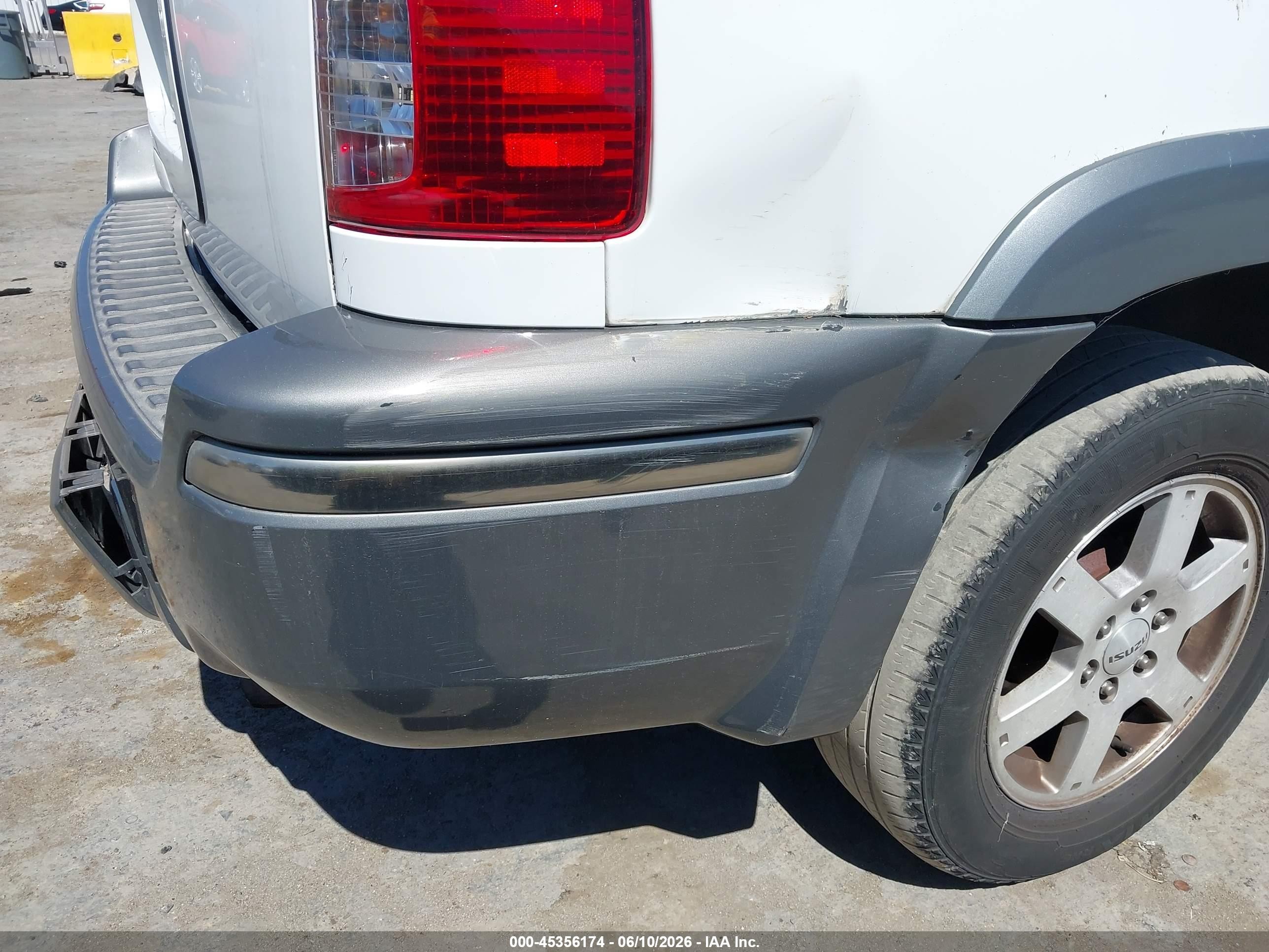 2006 Isuzu Ascender VIN 4NUDT13S662701137 IAAI salvage auction — Normal Wear, Clear - Dealer Only (California), sold $375 on 2026-07-09 (photo 6)
