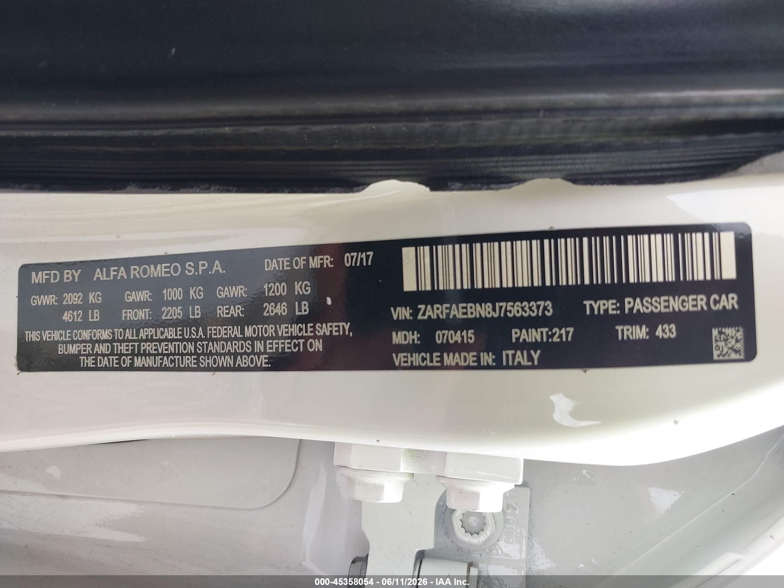 2018 Alfa romeo Giulia VIN ZARFAEBN8J7563373 IAAI salvage auction — Front End, Salvage (Illinois), sold $550 on 2026-10-13 (photo 9)