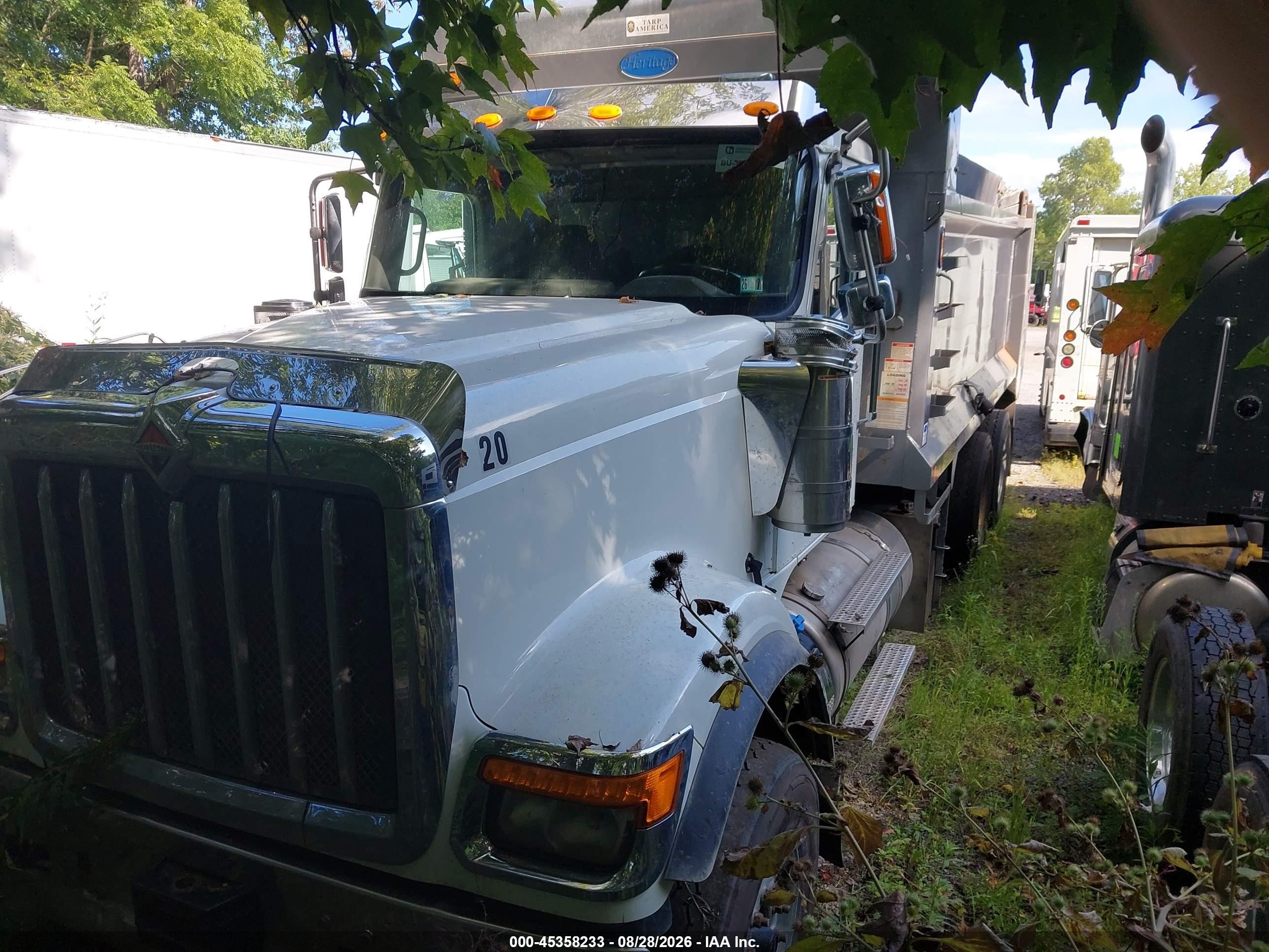 2022 International HX VIN 3HTDPAPT8NN453884 — IAAI salvage auction photo