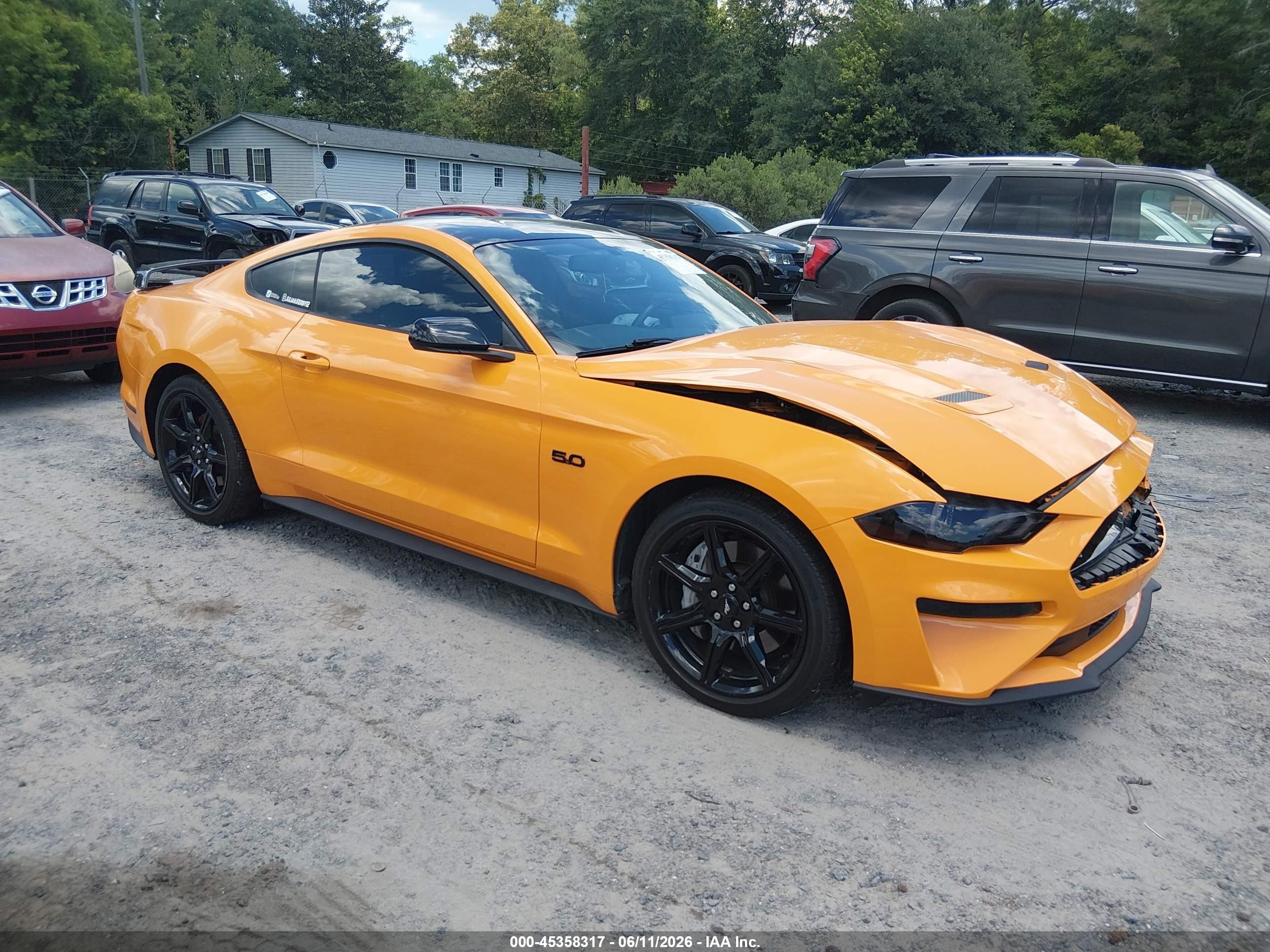 2019 Ford Mustang VIN 1FA6P8CF4K5156977 IAAI salvage auction — Front End, Clear (South Carolina), sold $14,900 on 2026-10-14 (photo 1)