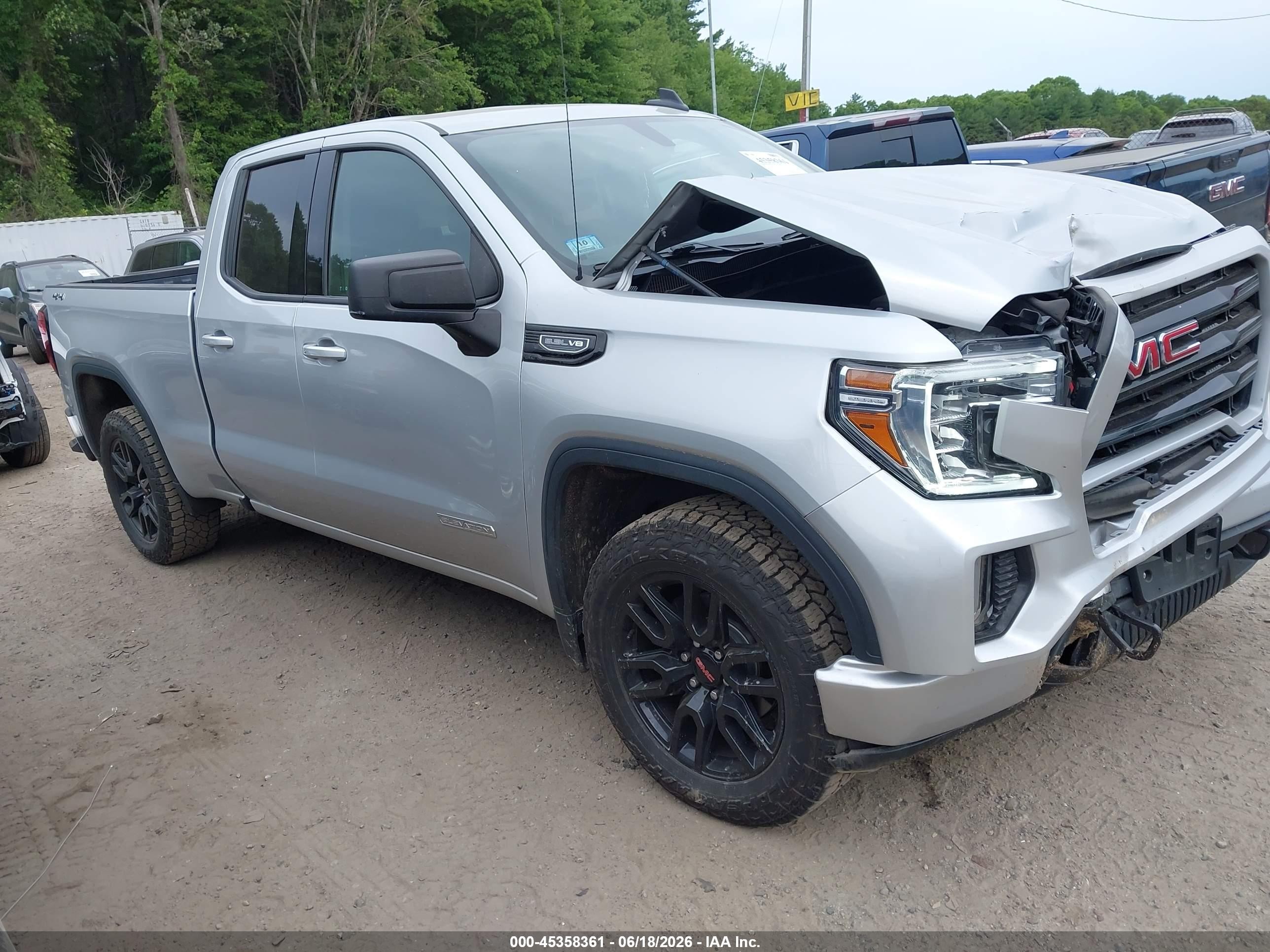 2021 GMC Sierra 1500 VIN 1GTR9CED8MZ375758 — IAAI salvage auction photo