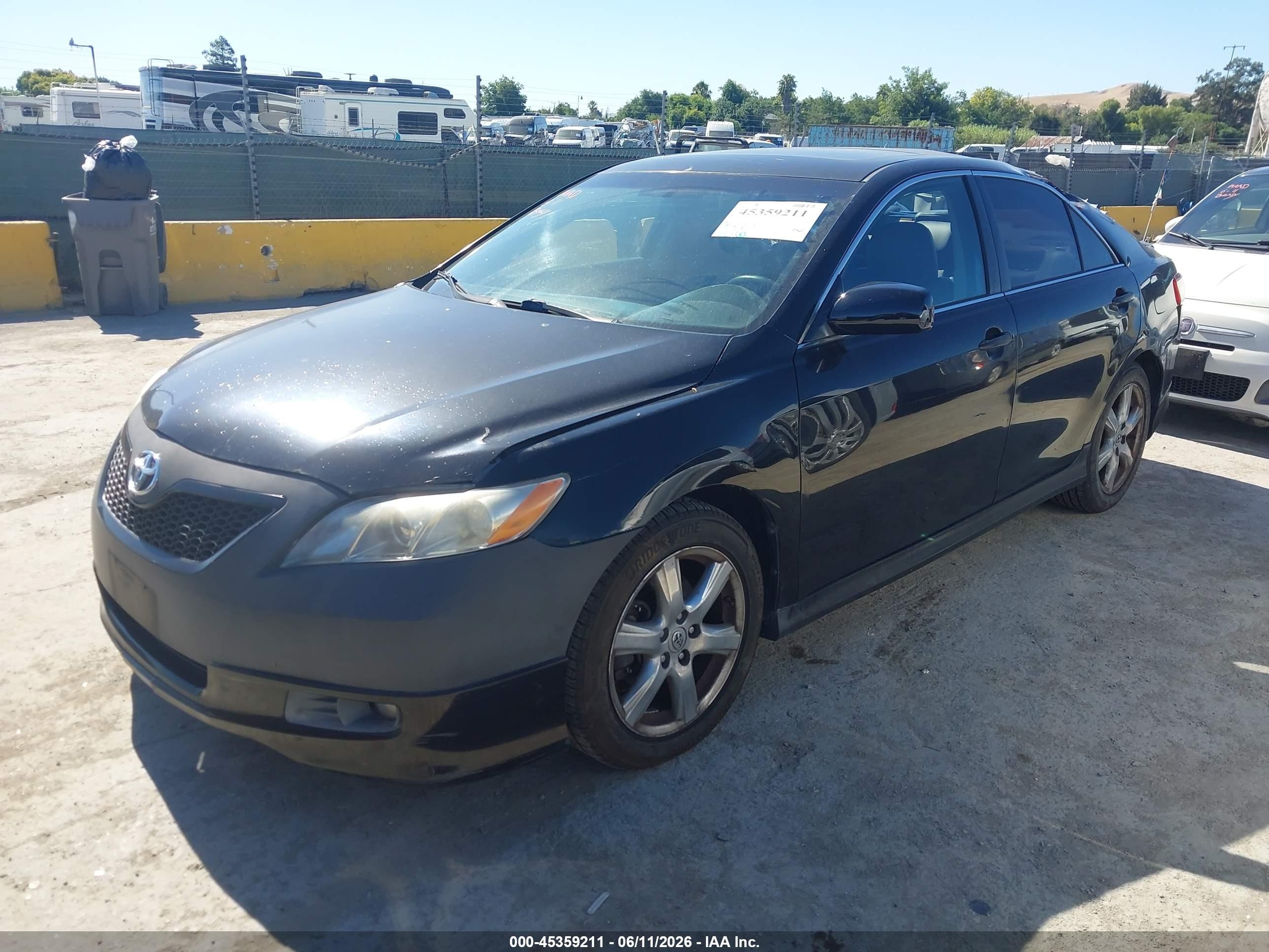 2007 Toyota Camry VIN 4T1BK46K37U552920 IAAI salvage auction — Normal Wear, Clear - Dealer Only (California), sold $700 on 2026-07-02 (photo 2)