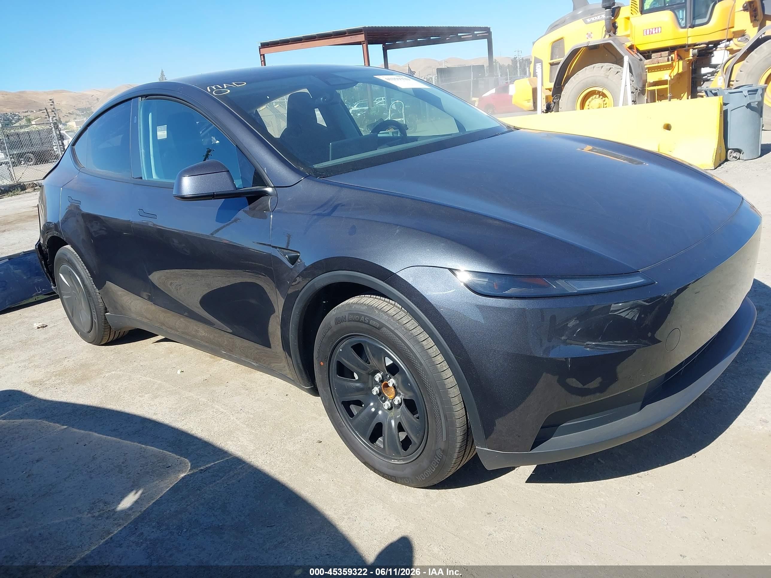2026 Tesla Model Y VIN 7SAYGDED5TA607440 IAAI salvage auction — Rear End, Salvage (California), sold $17,550 on 2026-07-09 (photo 1)