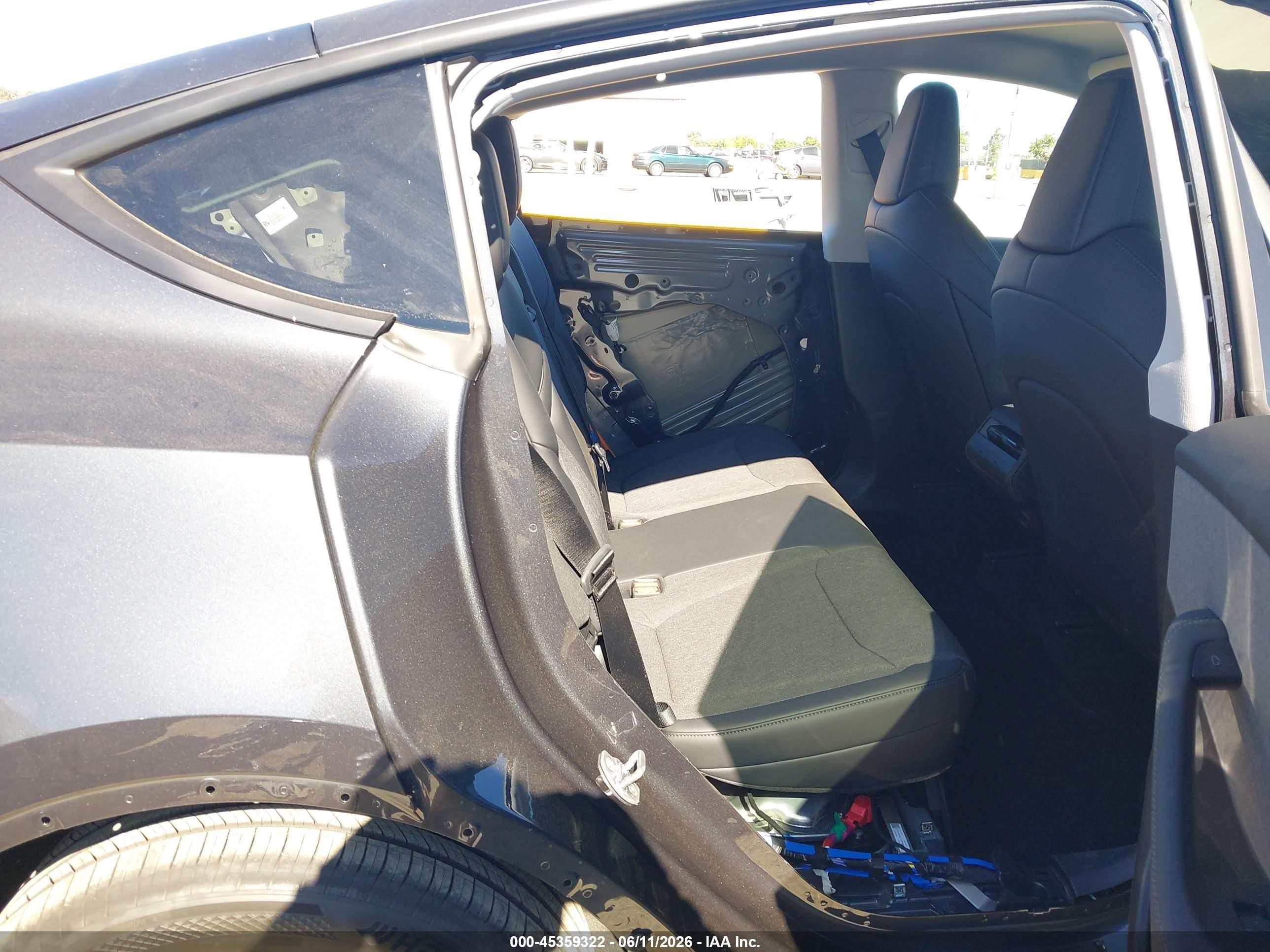 2026 Tesla Model Y VIN 7SAYGDED5TA607440 IAAI salvage auction — Rear End, Salvage (California), sold $17,550 on 2026-07-09 (photo 8)