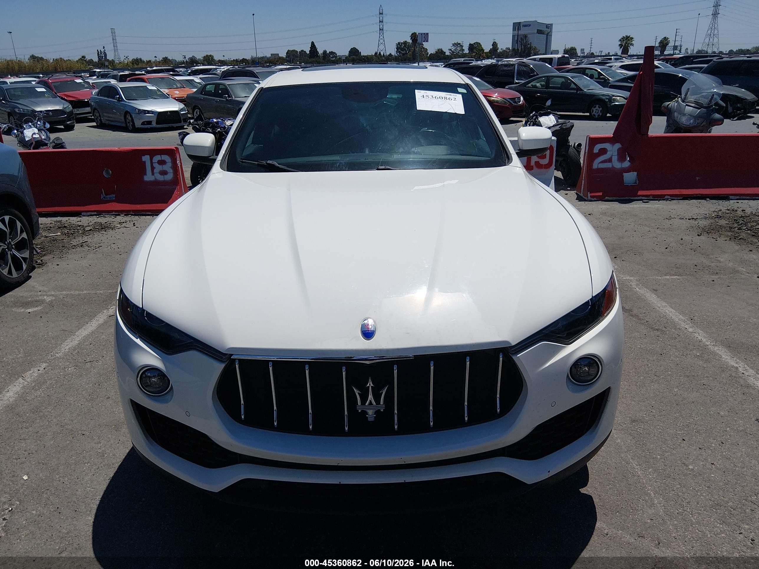 2018 Maserati Levante VIN ZN661XUA9JX297344 IAAI salvage auction — Repossession, Clear (Nevada), sold $9,000 on 2026-07-09 (photo 6)